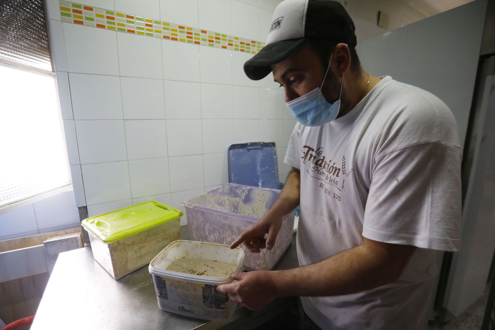 Fotografías: Un paseo por la barriada periférica de Santa Cruz, la más aislada de Córdoba