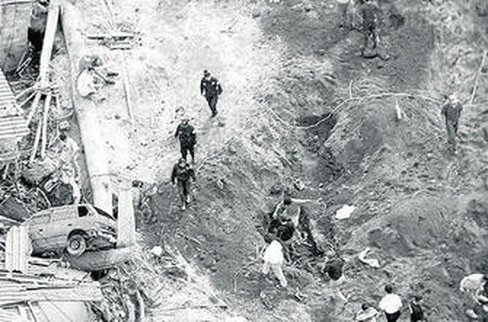 1986 Centenares de víctimas por un terremoto en El Salvador