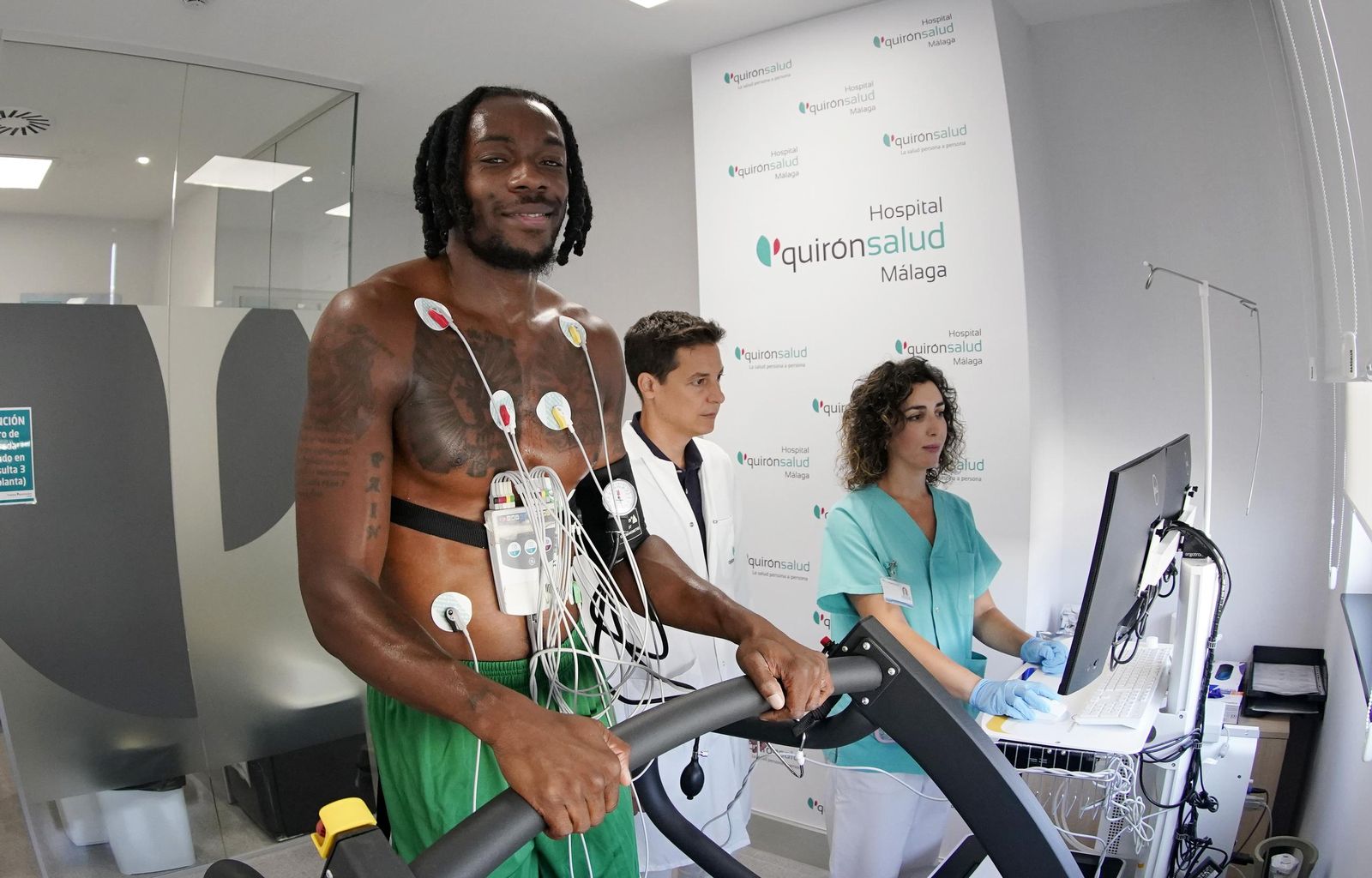 El primer día del Unicaja: Perry, Djedovic y los fichajes Webb y Sulejmanovic