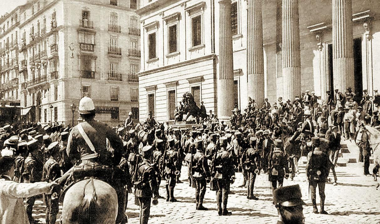 1917 hace 100 añosEl Gobierno declara el Estado de Guerra en toda España