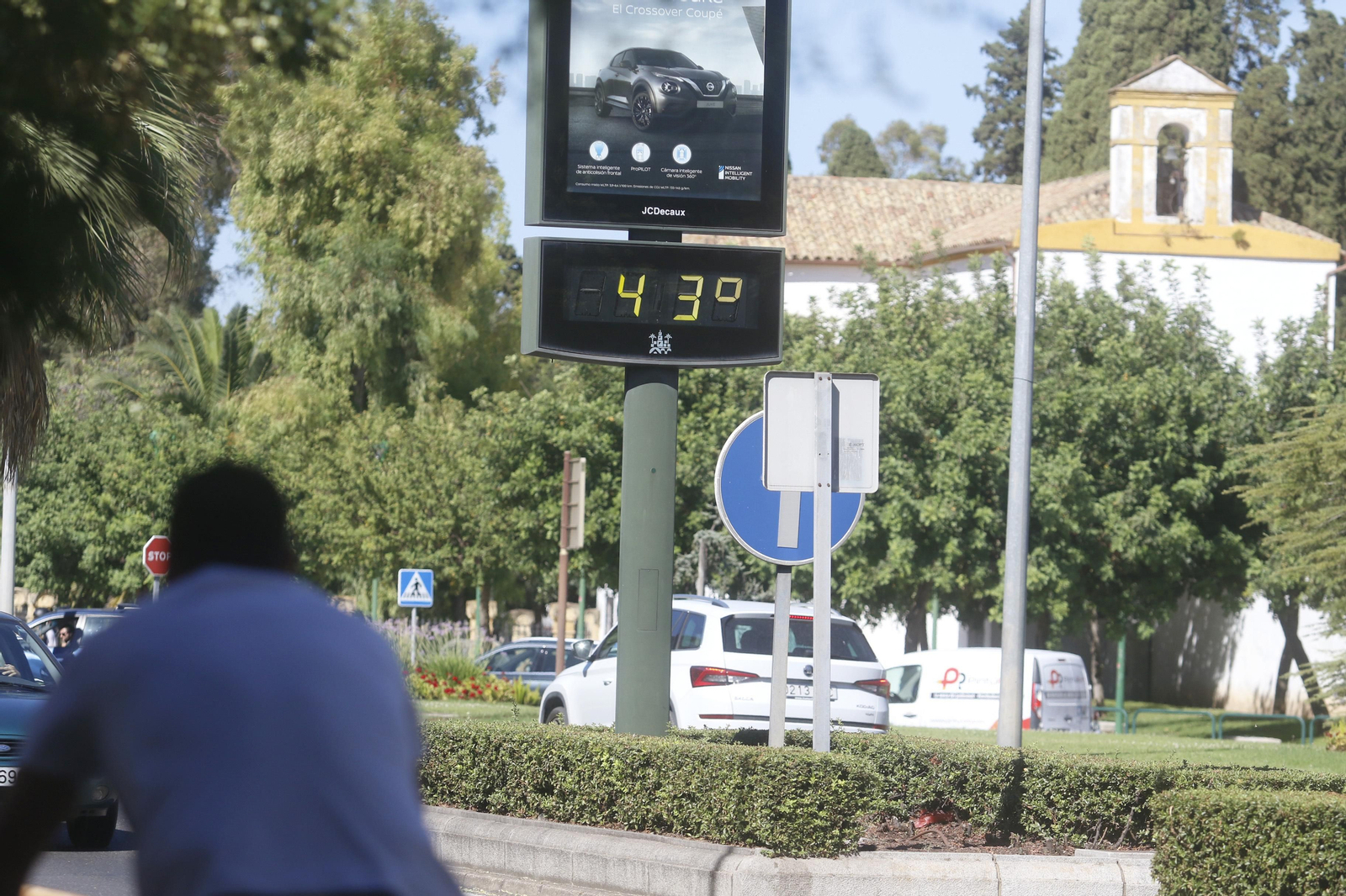 Fotografías de un lunes desafiando el calor en Córdoba