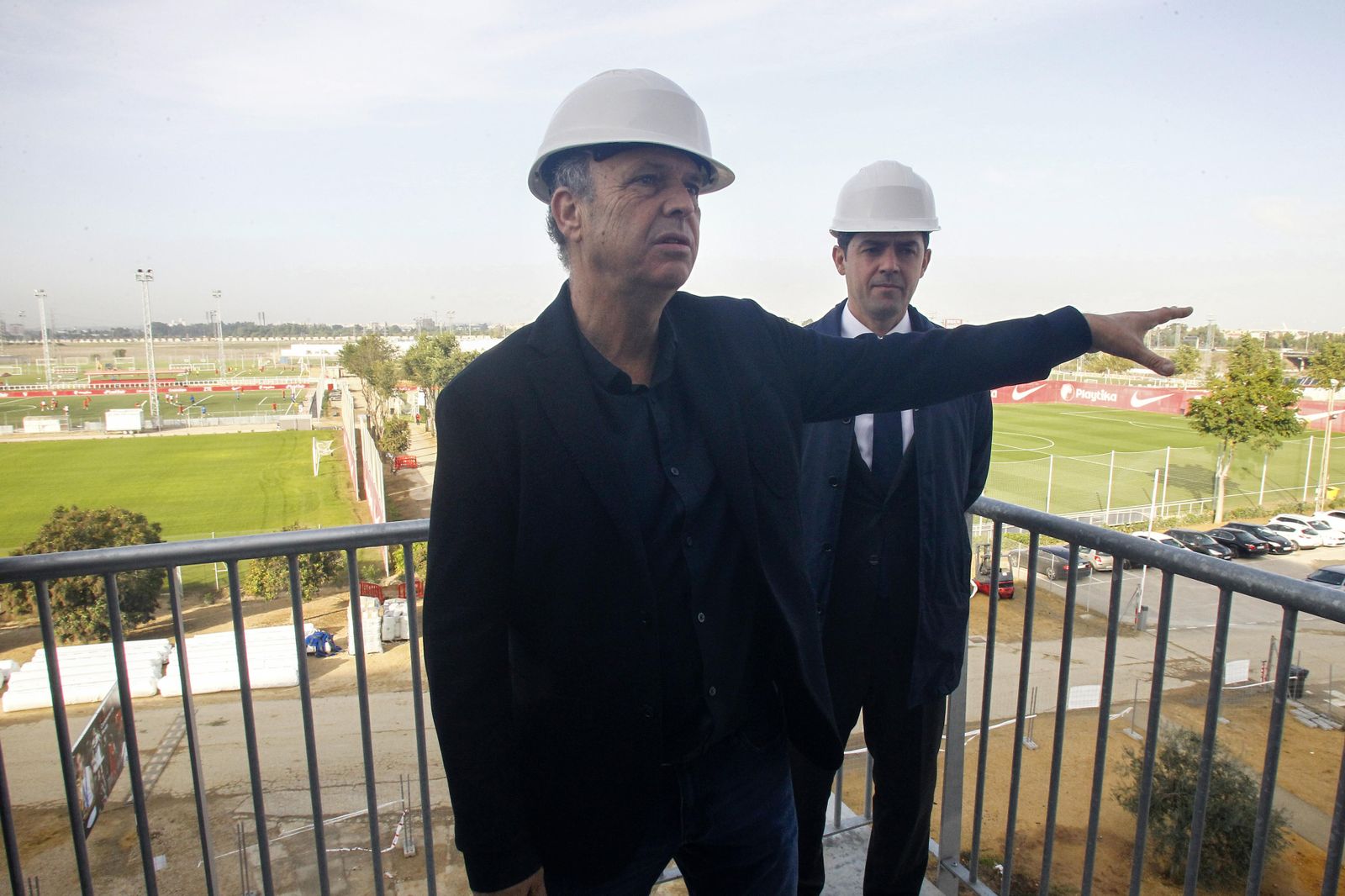 Las imágenes de la visita a las obras de la Ciudad Deportiva del Sevilla