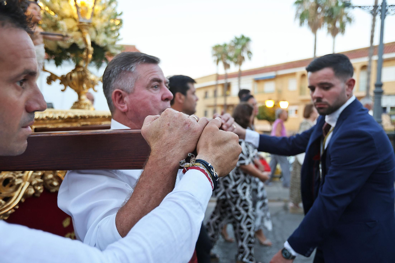 Imágenes de la procesión de Nuestra Señora de los Milagros en Palos de la Frontera Imágenes de la procesión de Nuestra Señora de los Milagros en Palos de la Frontera