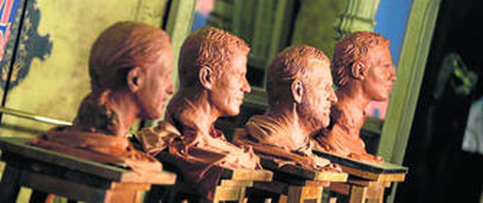 La campaña barata de unos comicios históricos