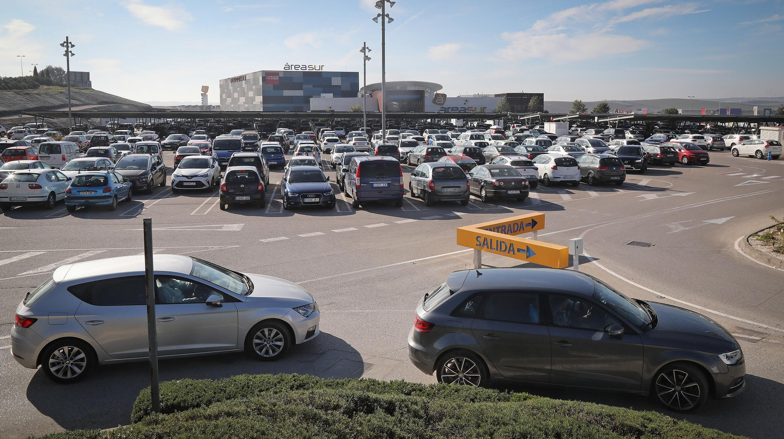 Lleno en los centros comerciales de Jerez