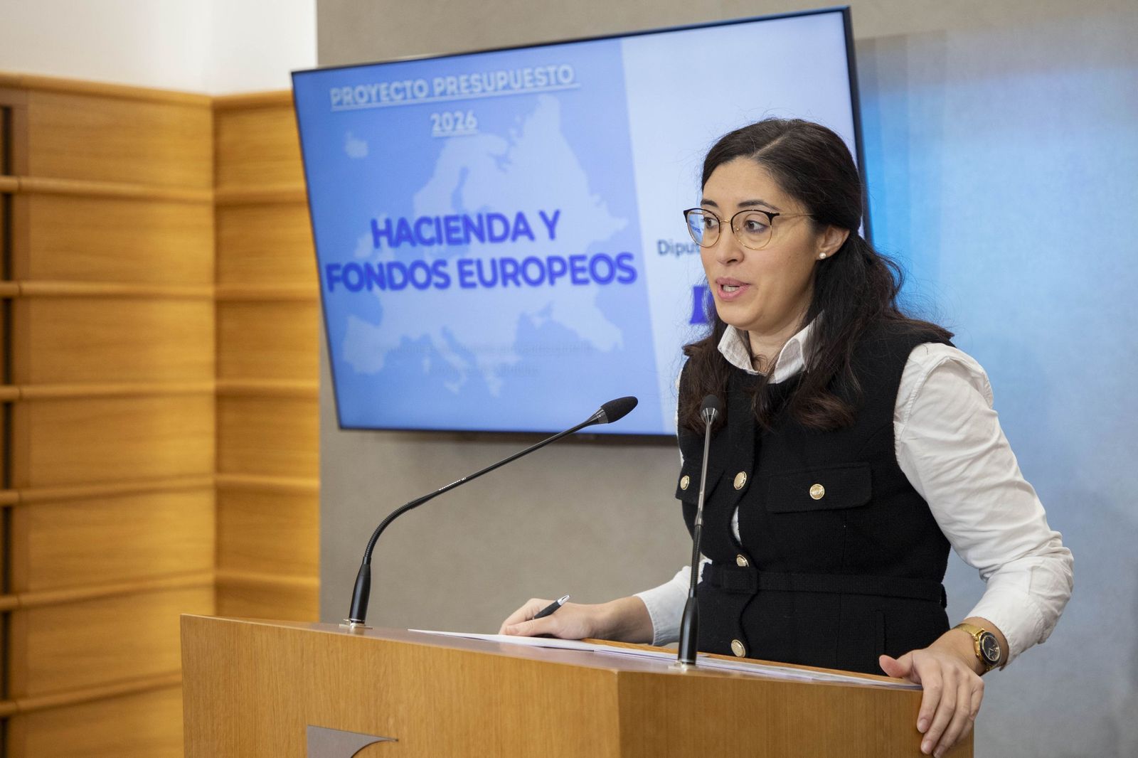 La delegada de Hacienda y Fondos Europeos de la Diputación de Córdoba, Ana Rosa Ruz.