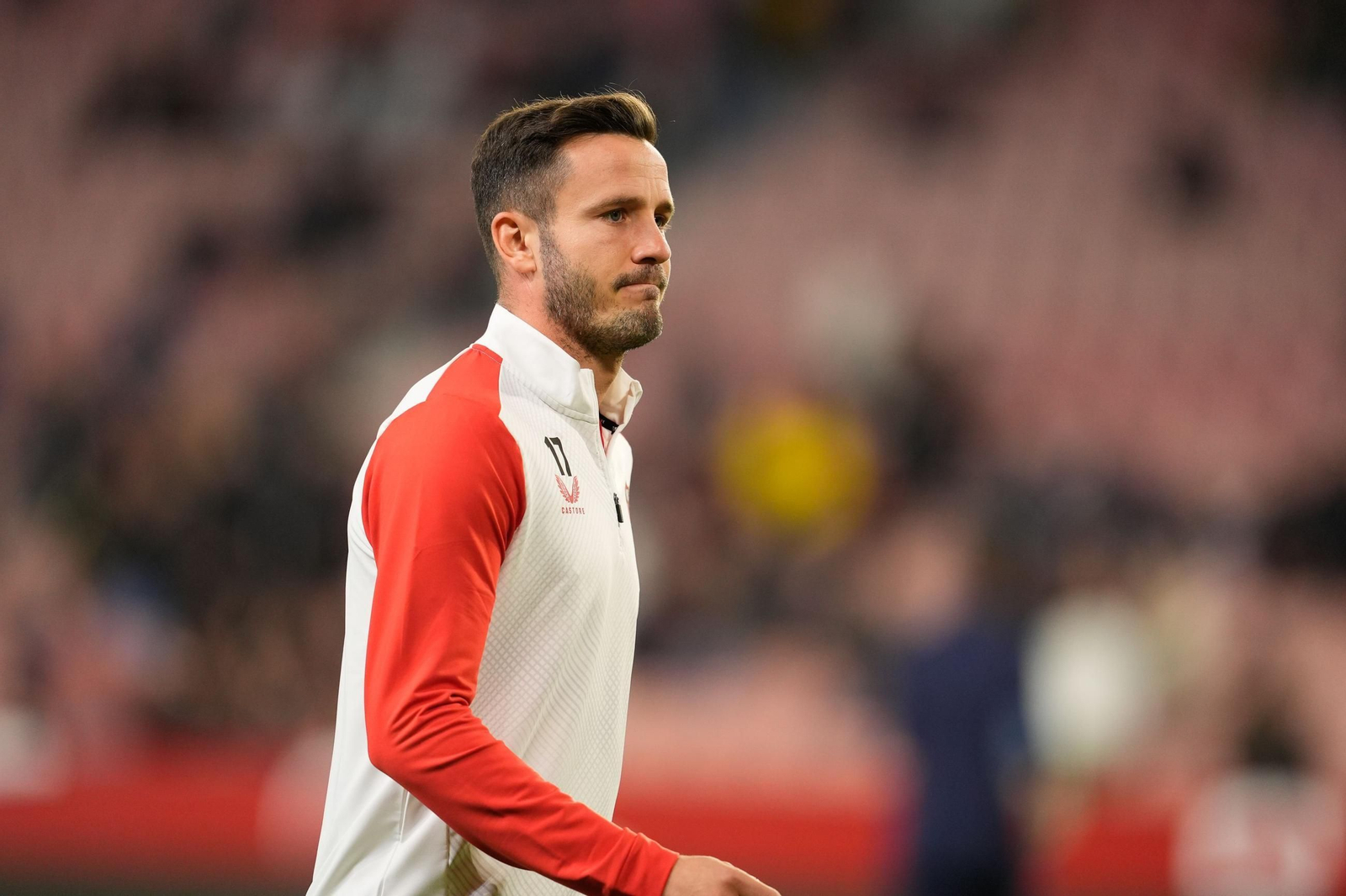 Las fotos del pobrísimo paso de Saúl Ñíguez por el Sevilla