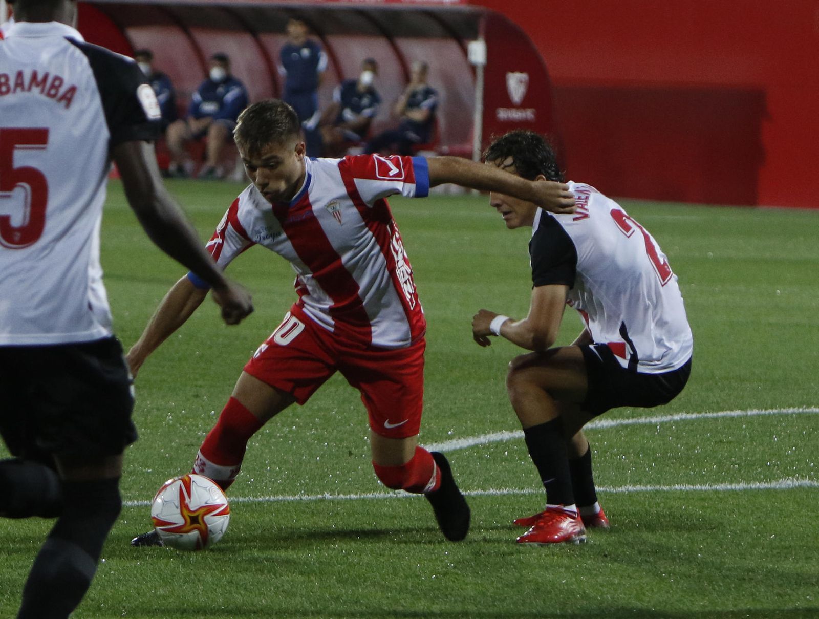 Las fotos del triunfo del Algeciras en  el campo del Sevilla Atlético (1-3)