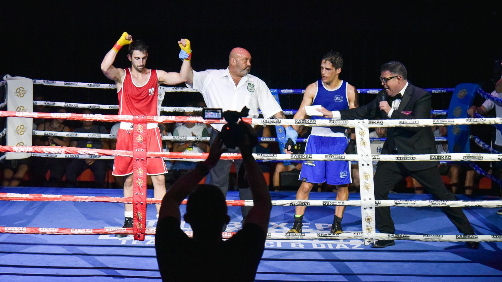 Fotos de la velada de boxeo del Don Príncipe en el casino de San Roque
