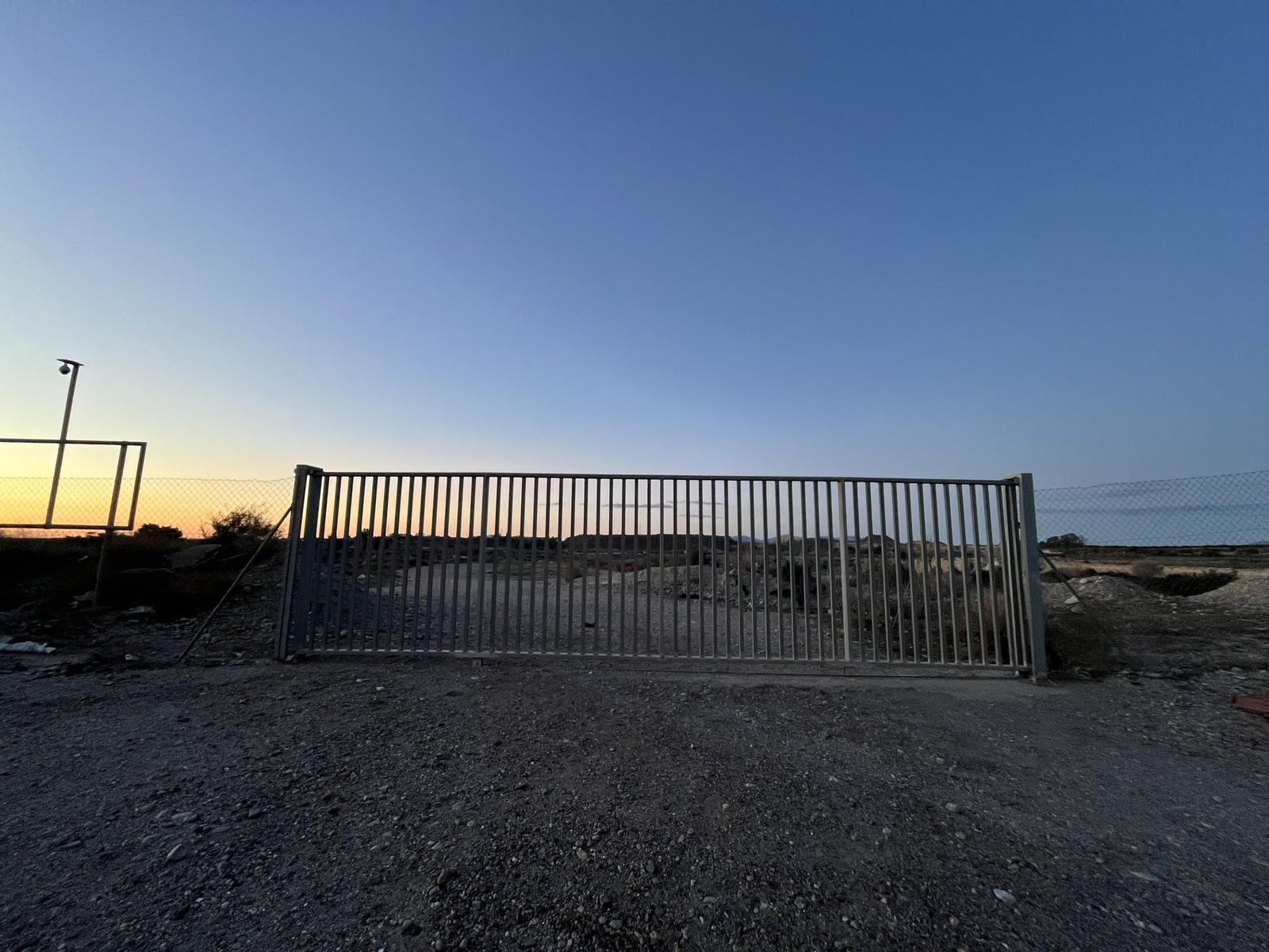 Este vertedero de Cuevas pronto será historia.