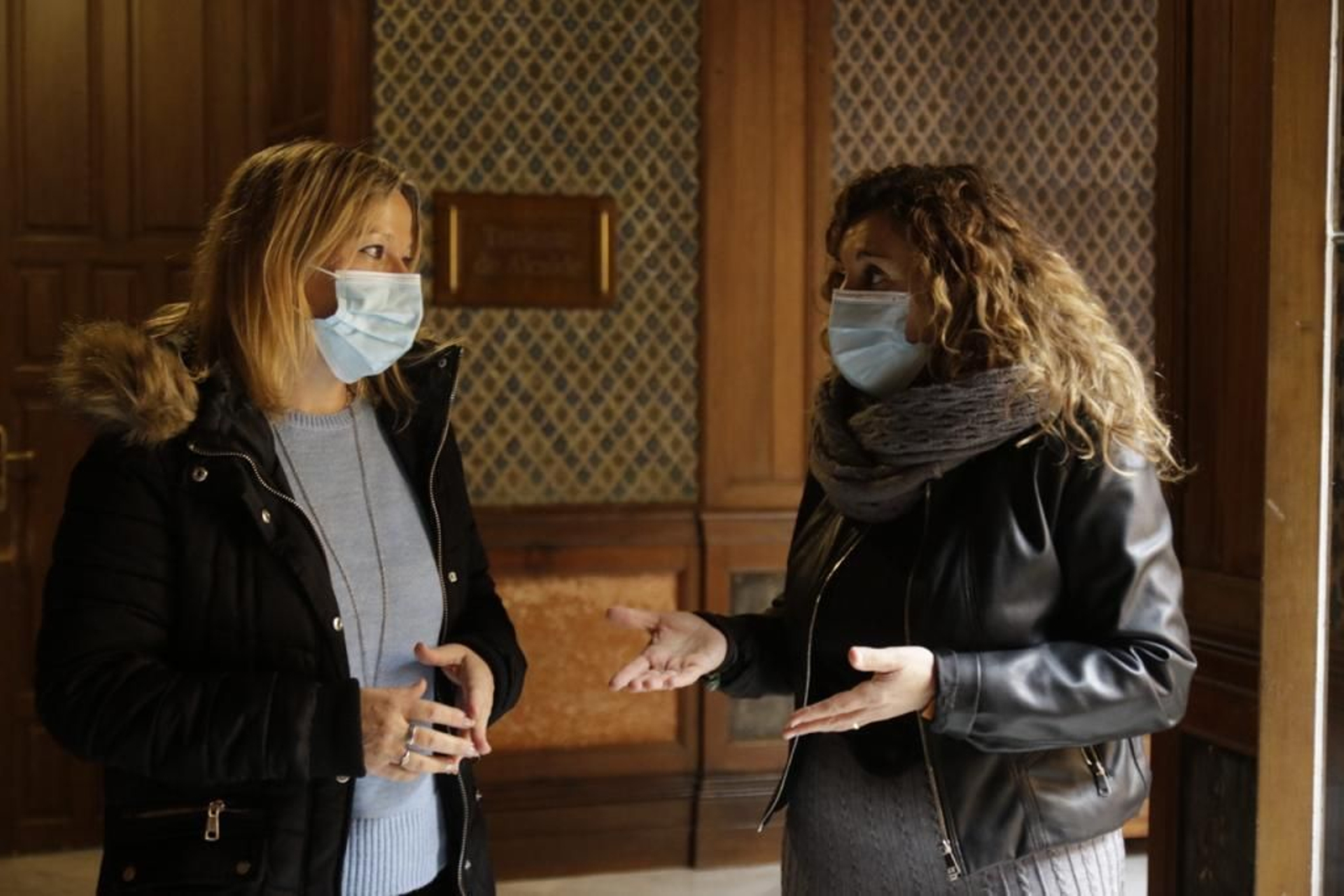 Las concejalas de Servicios Sociales y Fomento, Ana Sumariva y Rocío Sumariva, han dado a conocer este martes los nuevos planes de formación en Sanlúcar.