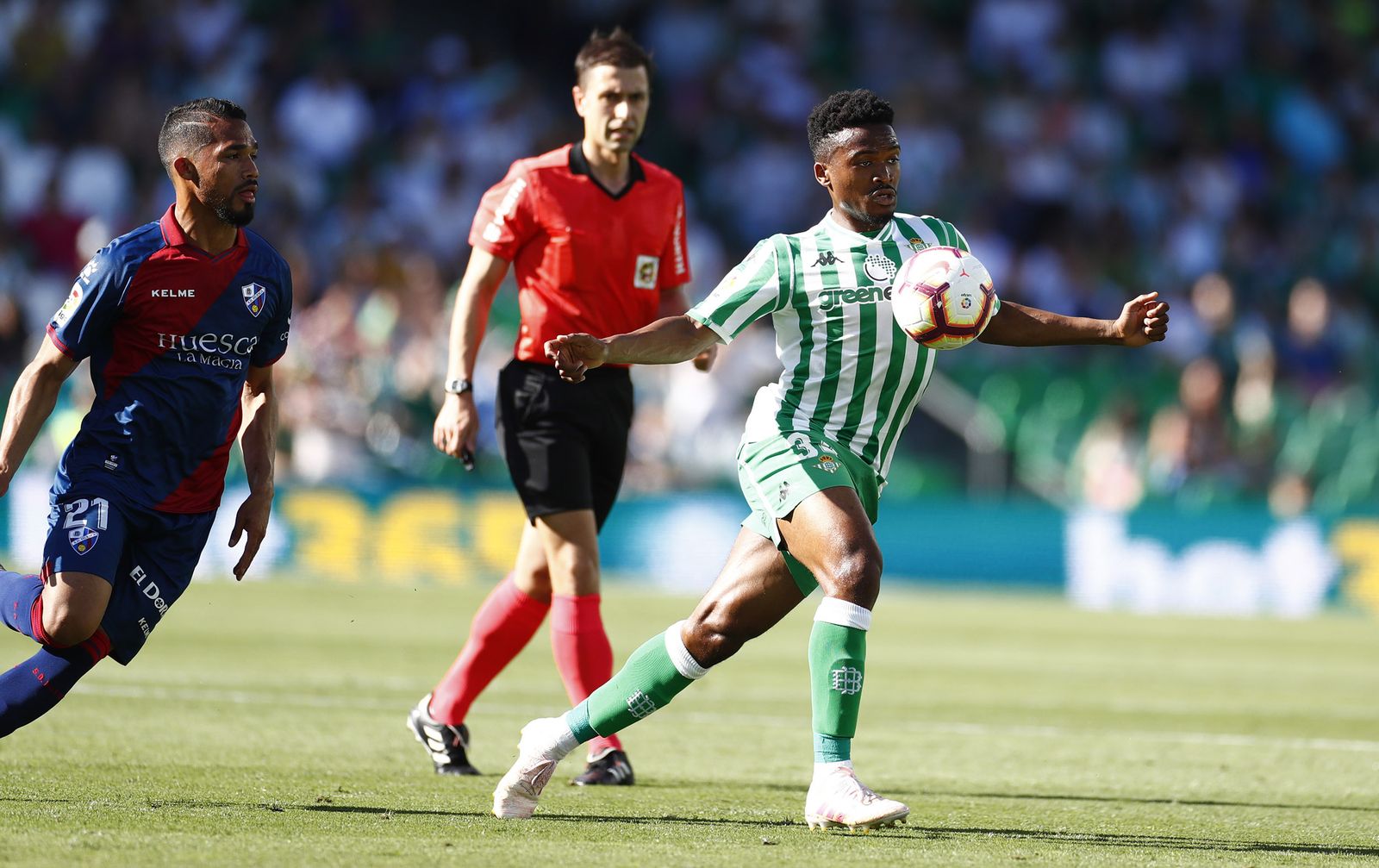 Las imágenes del Betis-Huesca