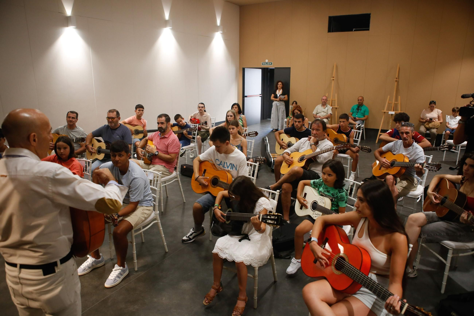 CLASES MAGISTRALES DE (13778466).jpg