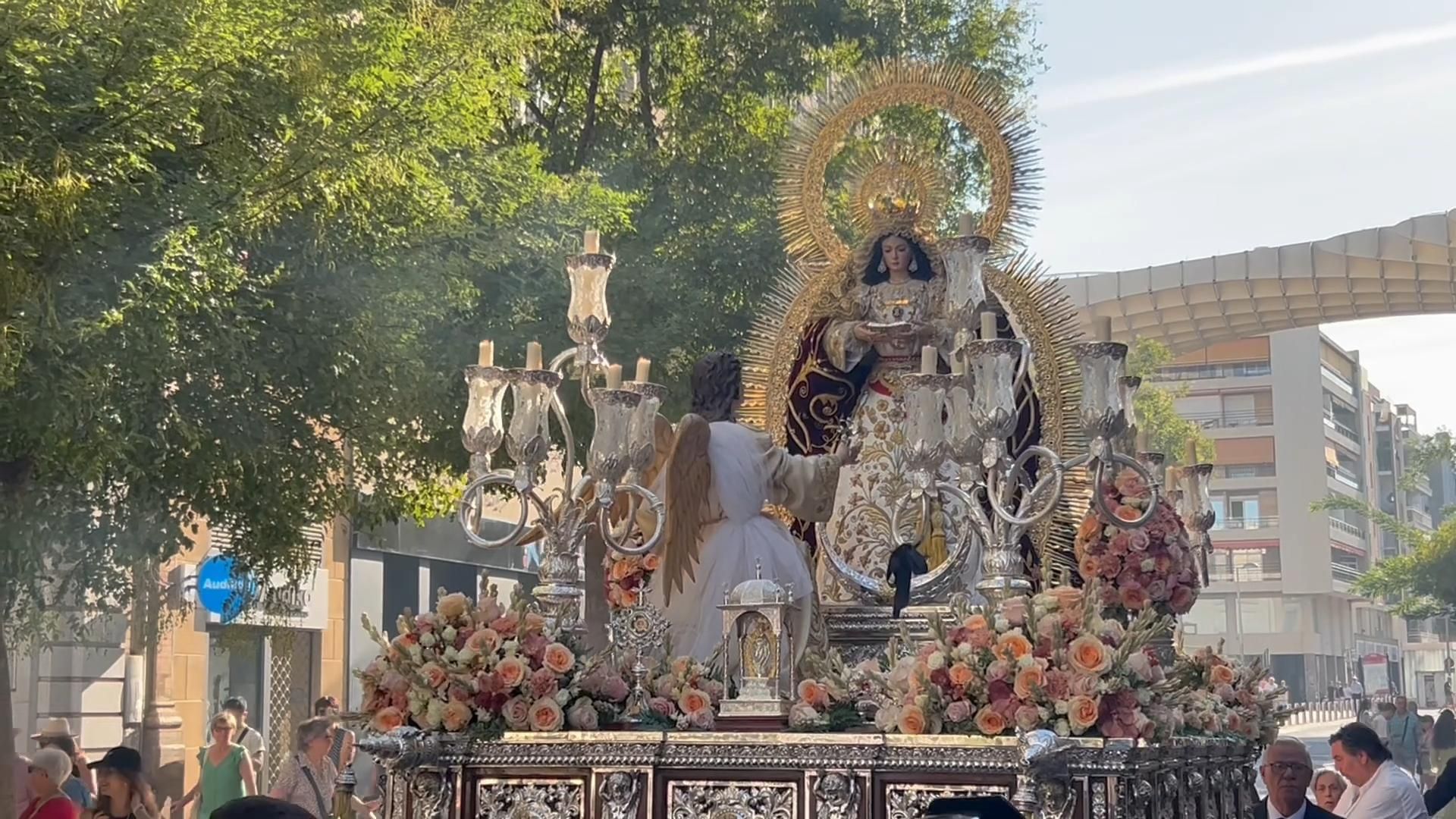 Cincuenta años de devoción a la Virgen desde Juan XXIII a la Catedral
