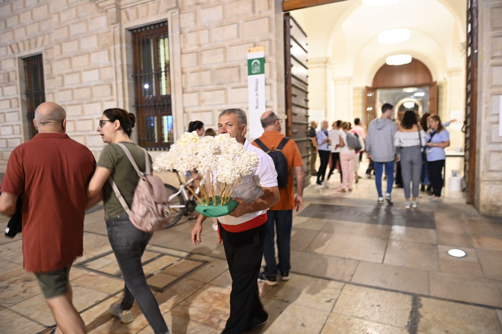 Las fotos de la Noche en Blanco en Málaga: la cultura inunda las calles