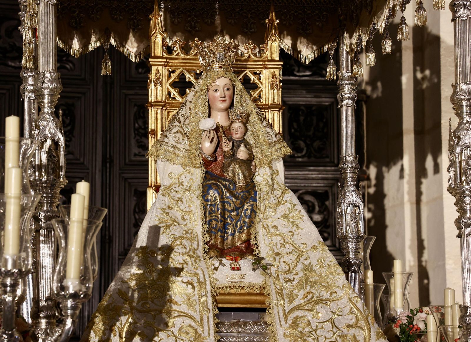 La Virgen de Valme, Consolación y Setefilla ya están en la Iglesia del Sagrario