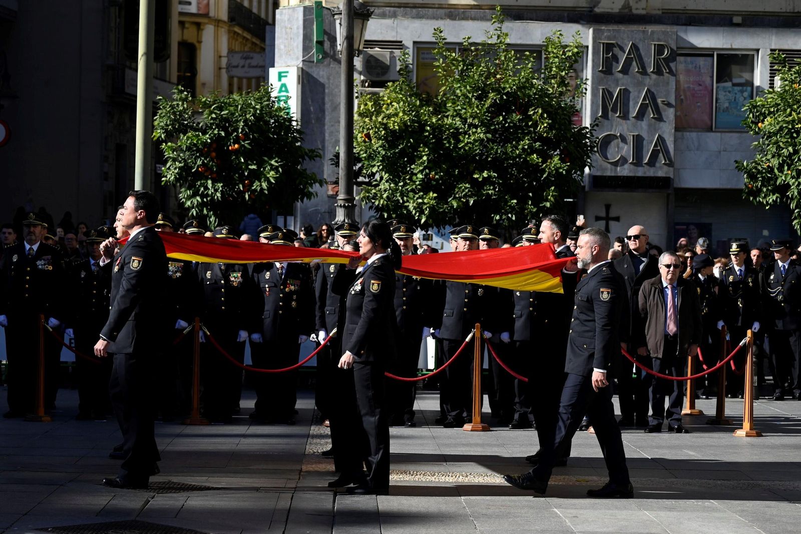 La Policía Nacional celebra los 201 años de su creación en Córdoba, en imágenes