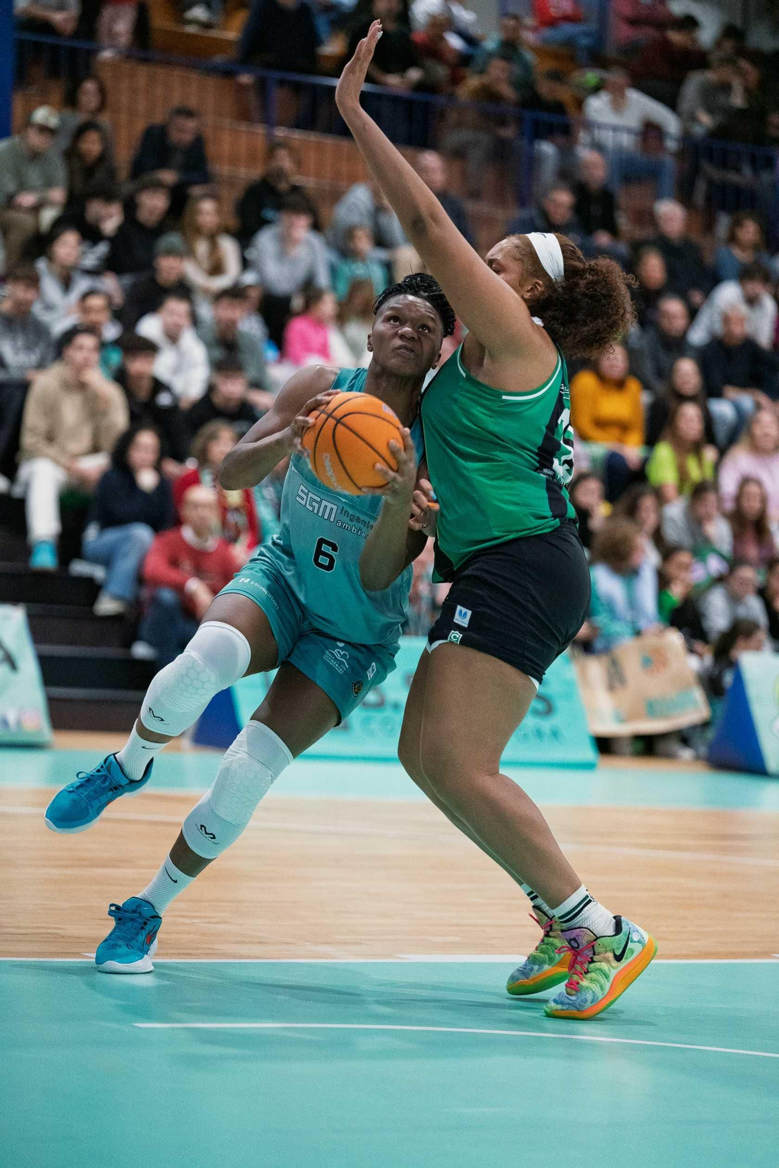 Gran remontada del CAB Estepona ante el Joventut (66-62)