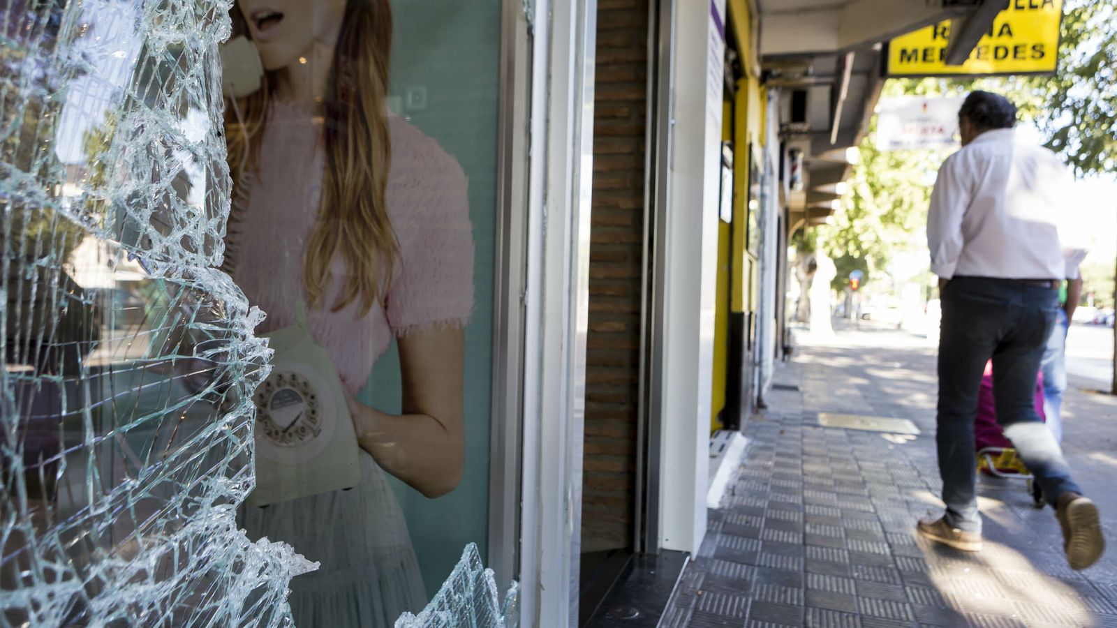 Detalle del cristal fracturado.