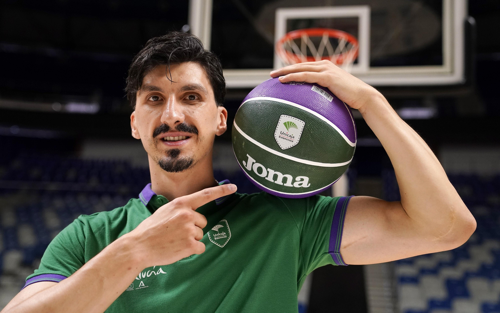 Nihad Djedovic posa en el Carpena.