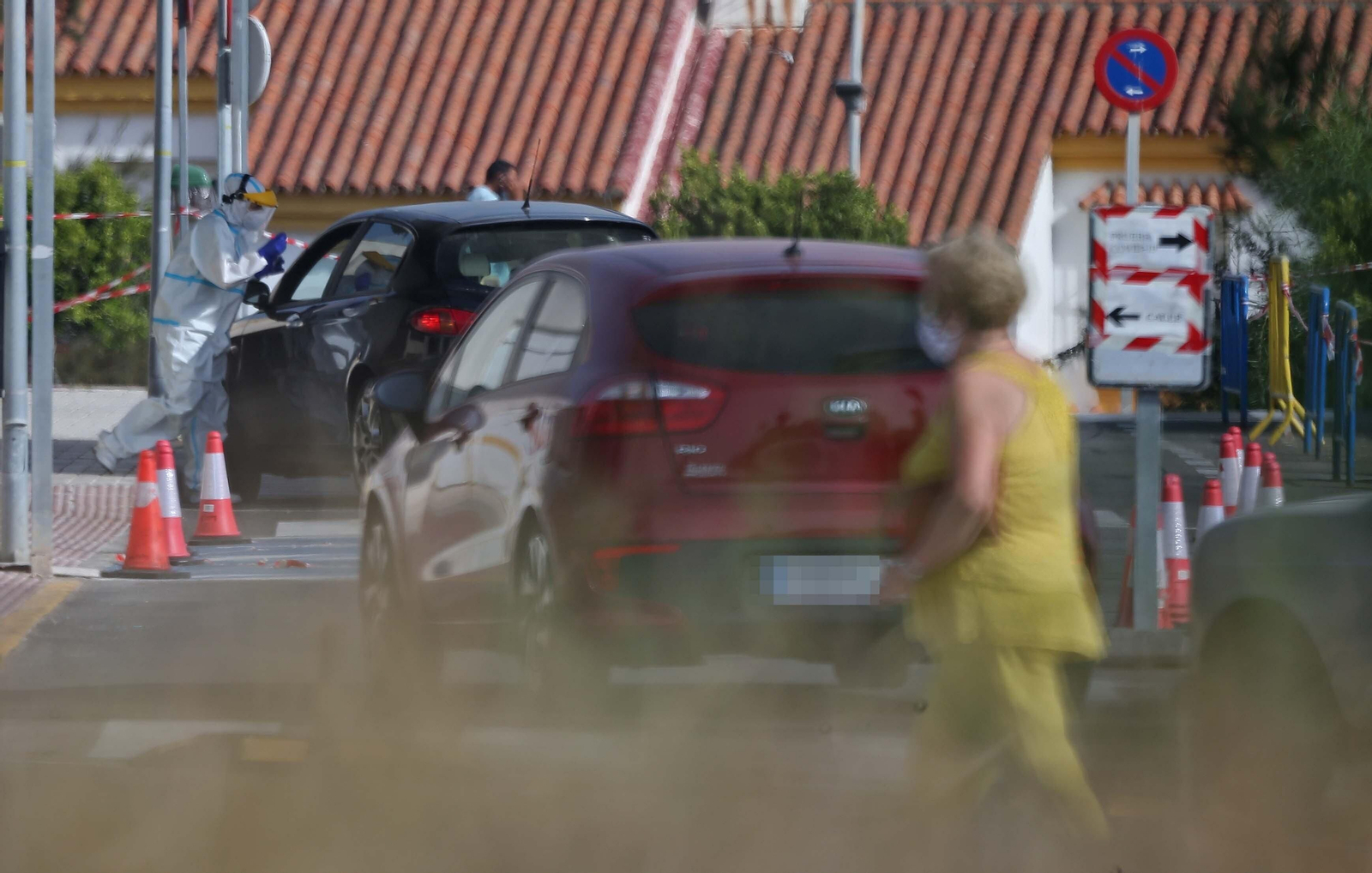 El punto de pruebas de Covid-19, en el exterior del hospital Punta de Europa de Algeciras.