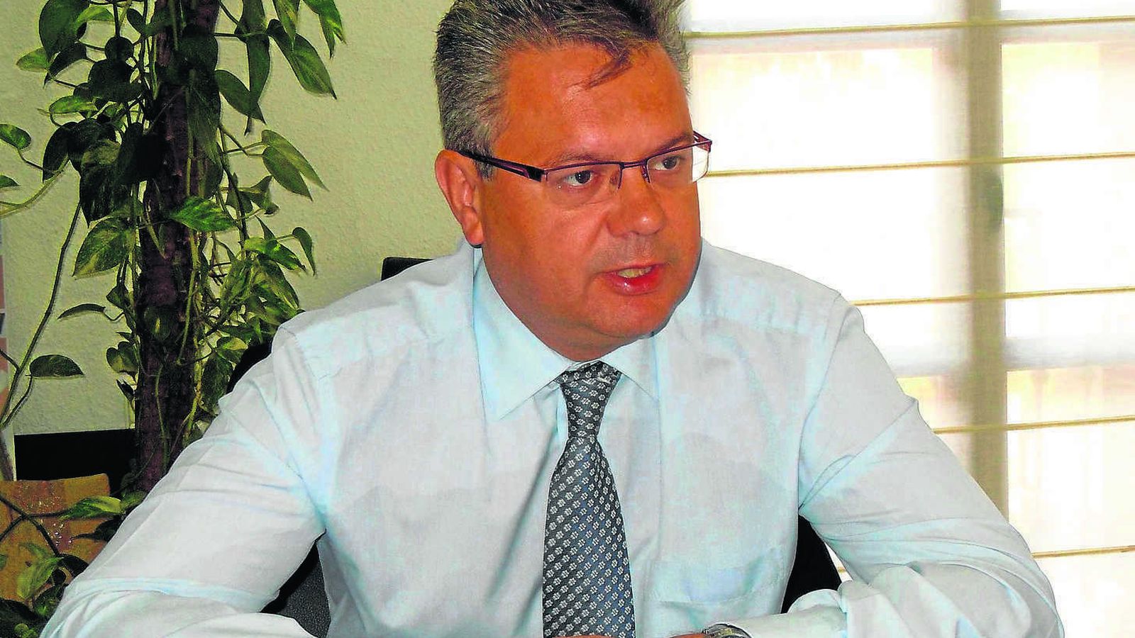 Esteban Morales, alcalde de Puente Genil.