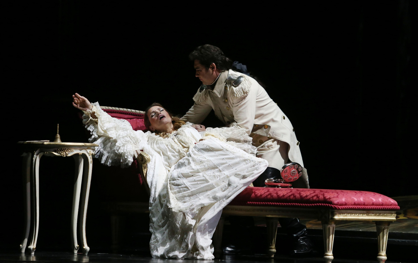 Las imágenes de 'Adriana Lecouvreur' en el Maestranza