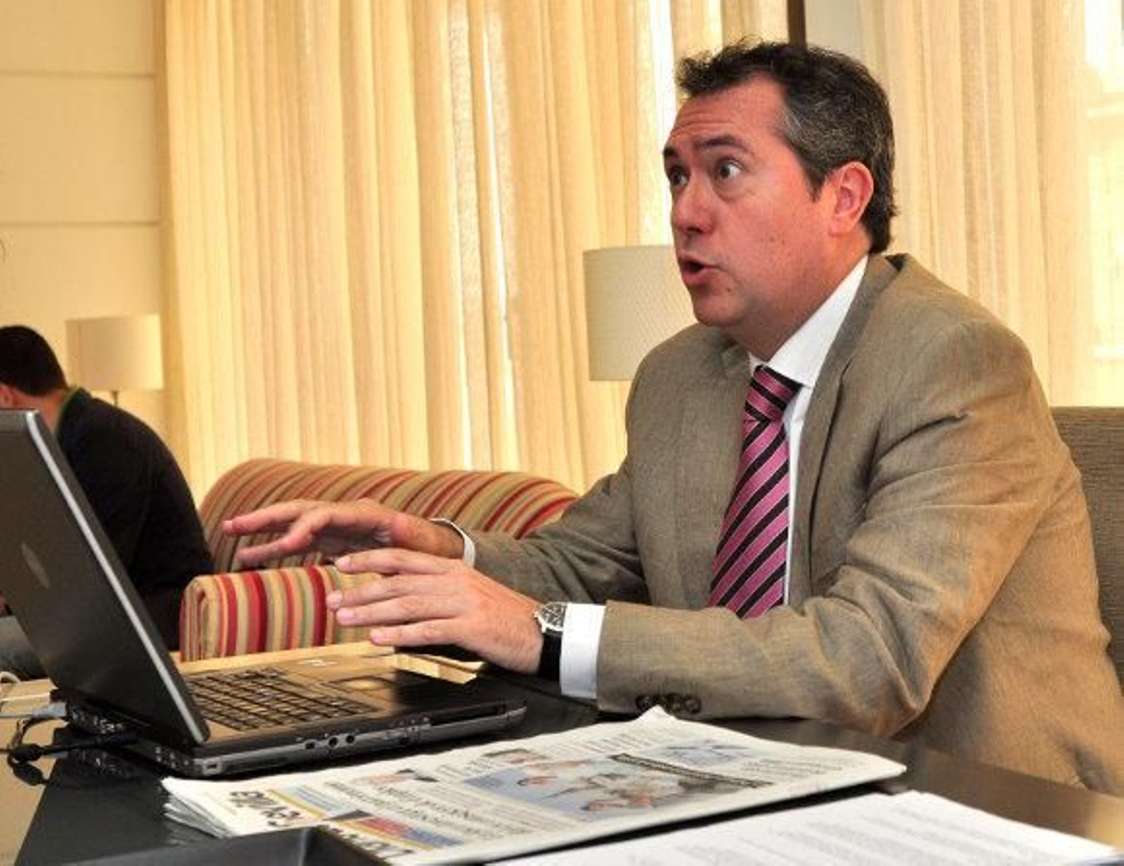 Espadas: "Sevilla sólo ha avanzado con los socialistas y así seguirá siendo"