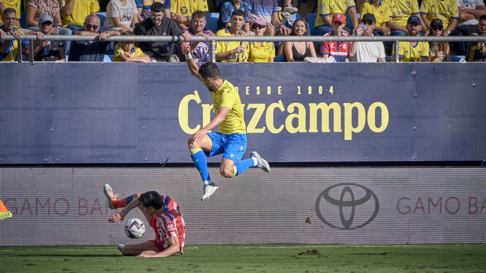 Partido de la victoria del Cádiz CF sobre el Atlético de Madrid