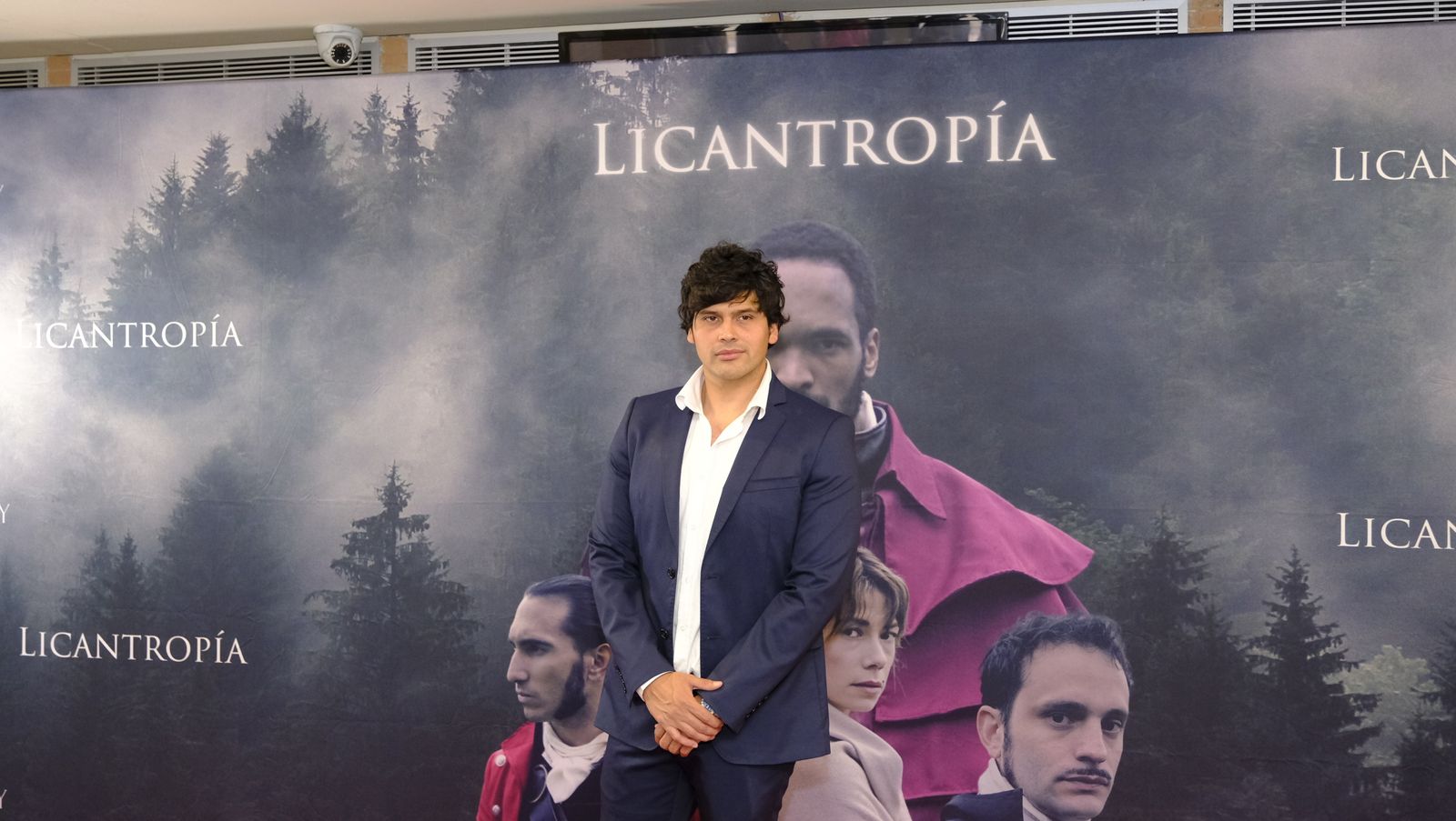 Imágenes del estreno en Almería de la película Licantropía