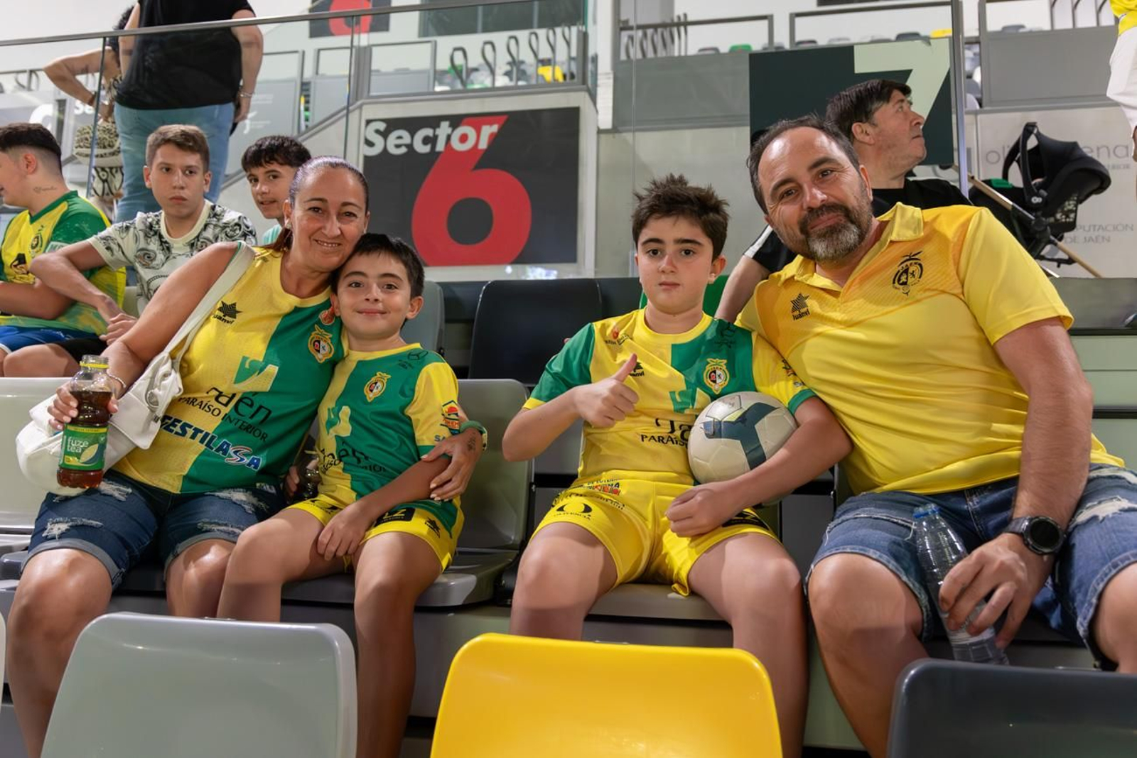 La puesta de largo de las secciones del Jaén Paraíso Interior FS