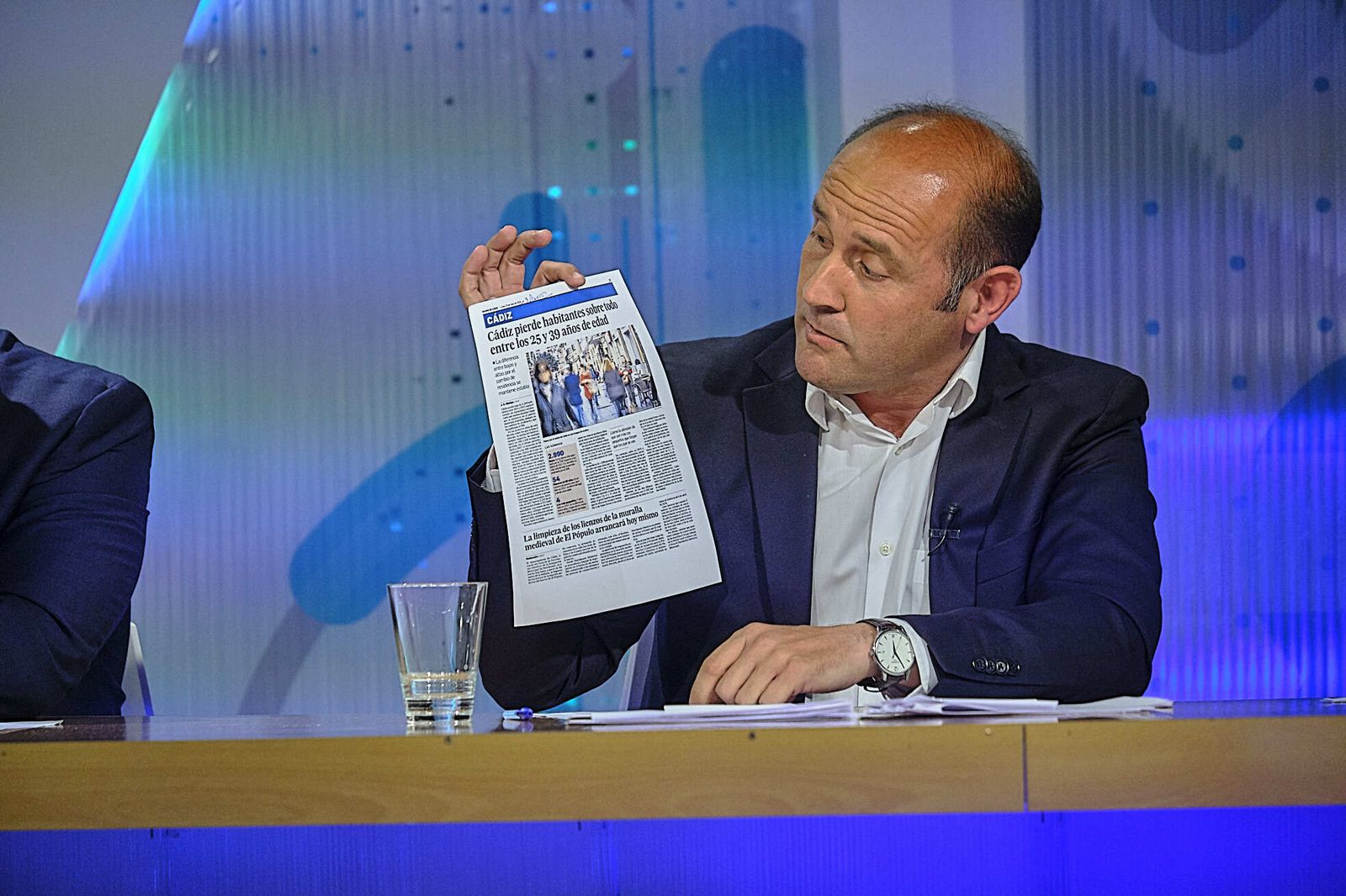 Los gestos de los candidatos durante el debate de las municipales en Onda Cádiz.