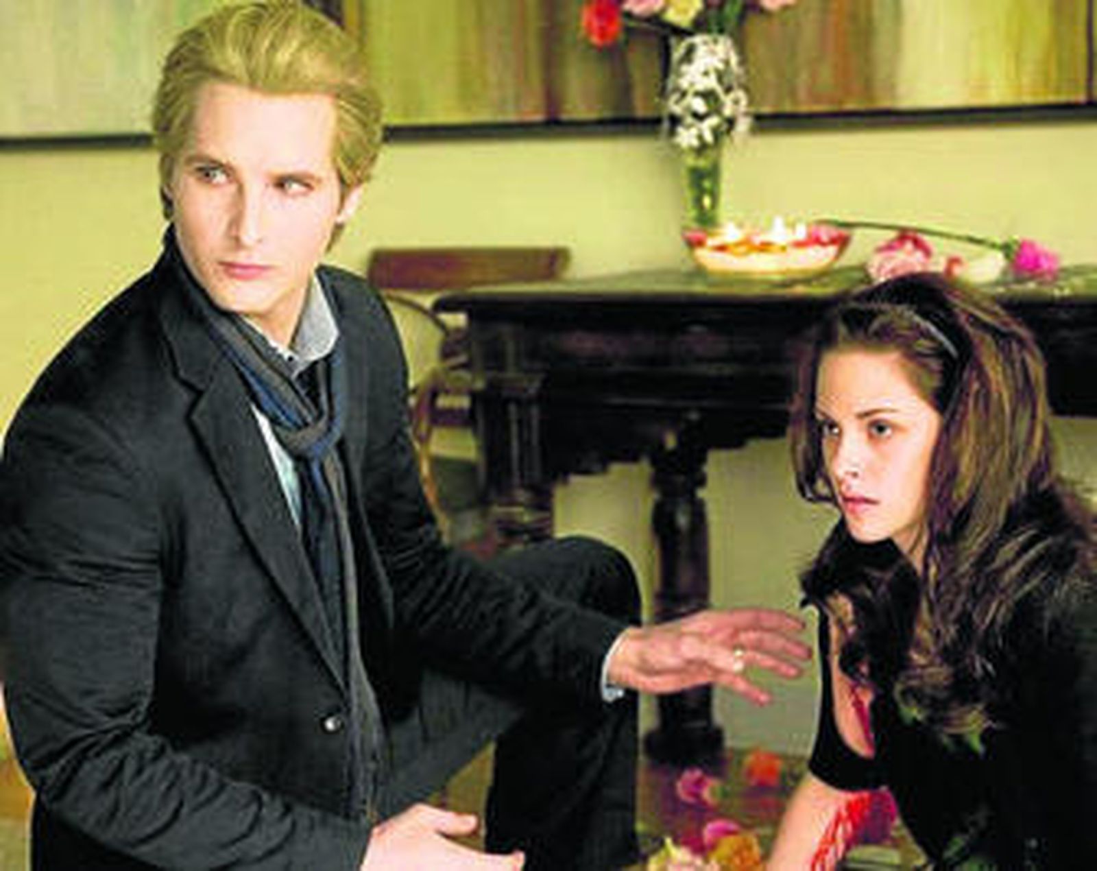 Carlisle Cullen, entre los personajes más ricos