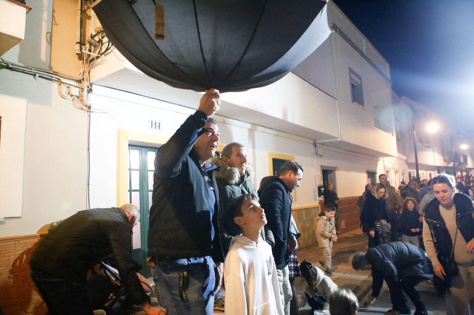 Búscate en las fotos de la cabalgata de Reyes Magos 2026 en Los Barrios