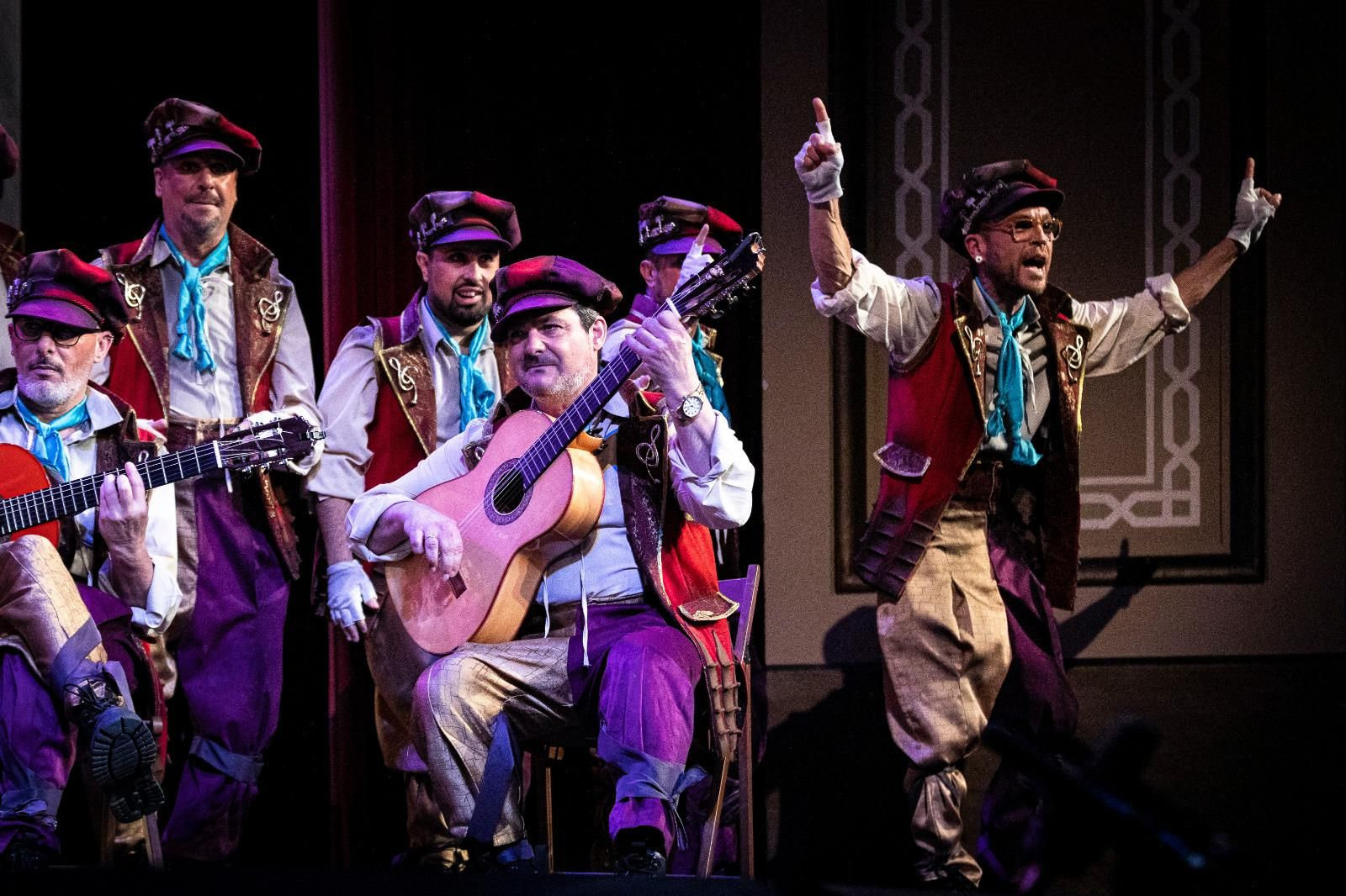 Búscate entre las mejores imágenes de la segunda sesión de cuartos de final del COAC 2025