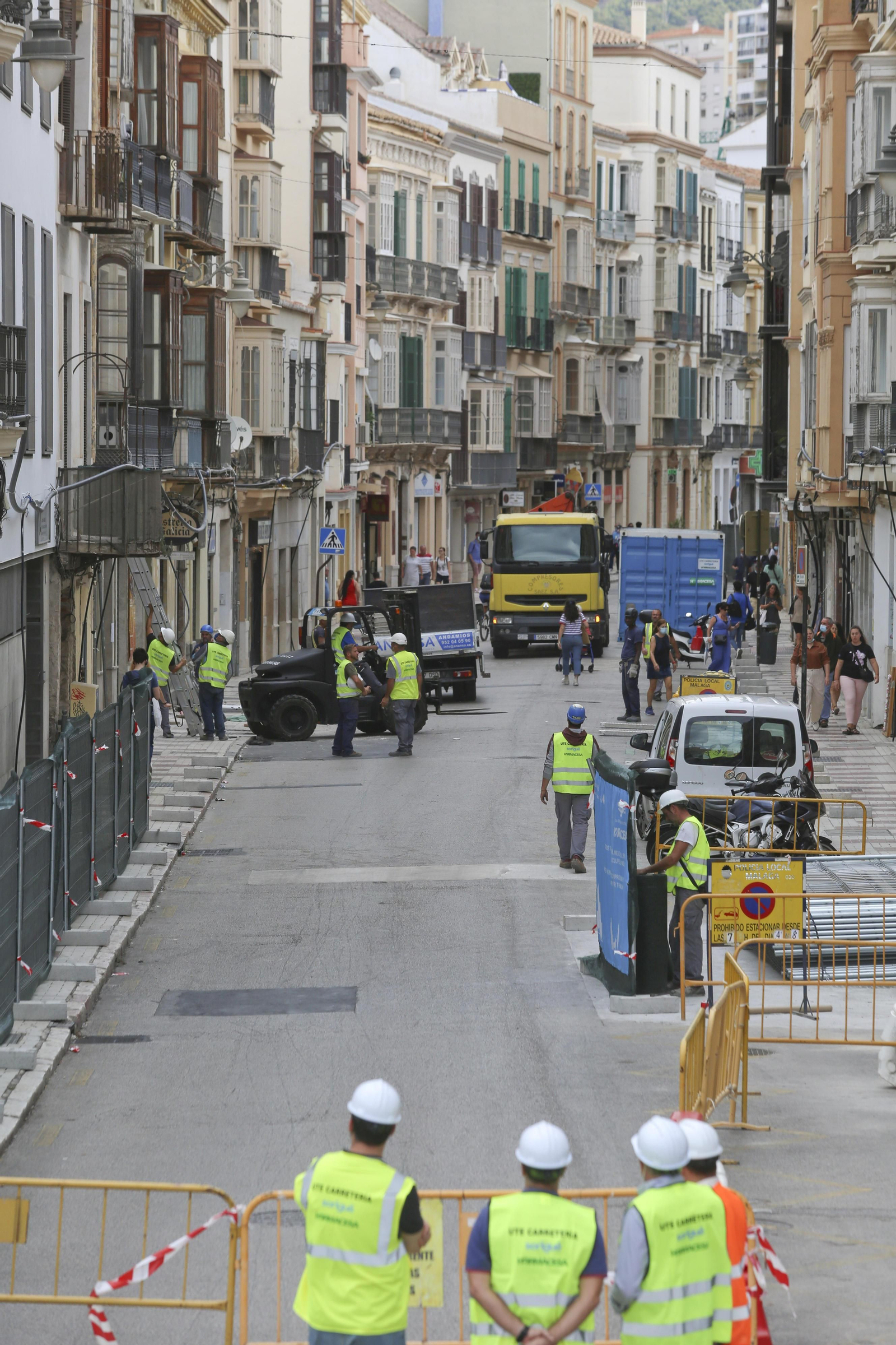 La calle Carretería de Málaga ya está en obras, en fotos
