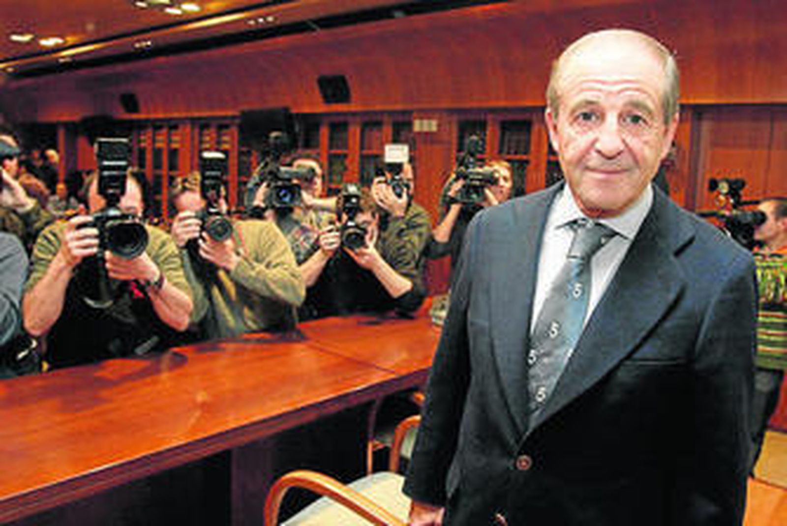 José María García hablará esta tarde en la Facultad de Filosofía y Letras.