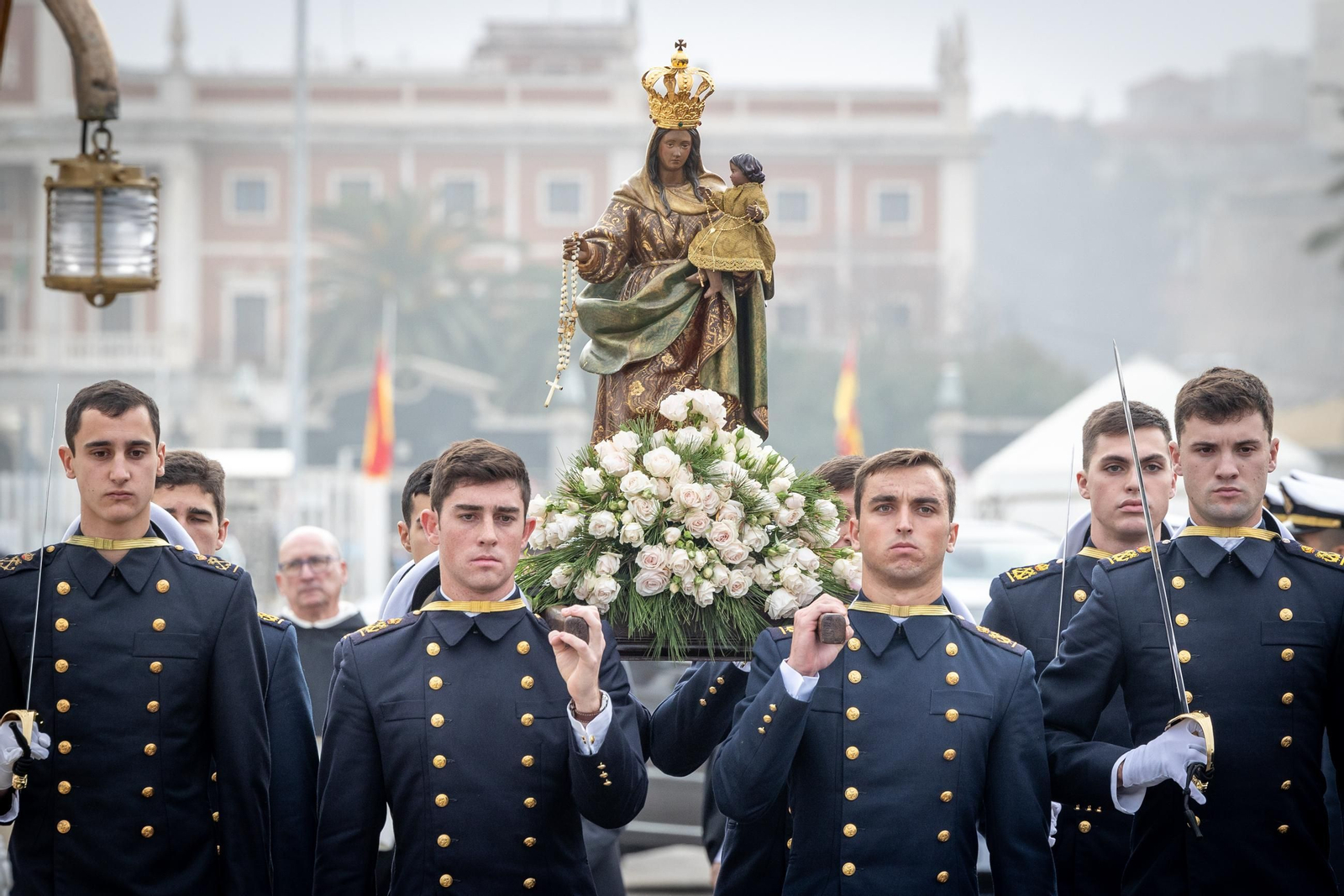 Imágenes de la despedida del 'Elcano' desde Cádiz con la Princesa Leonor como guardiamarina Imágenes de la despedida del 'Elcano' desde Cádiz con la Princesa Leonor como guardiamarina
