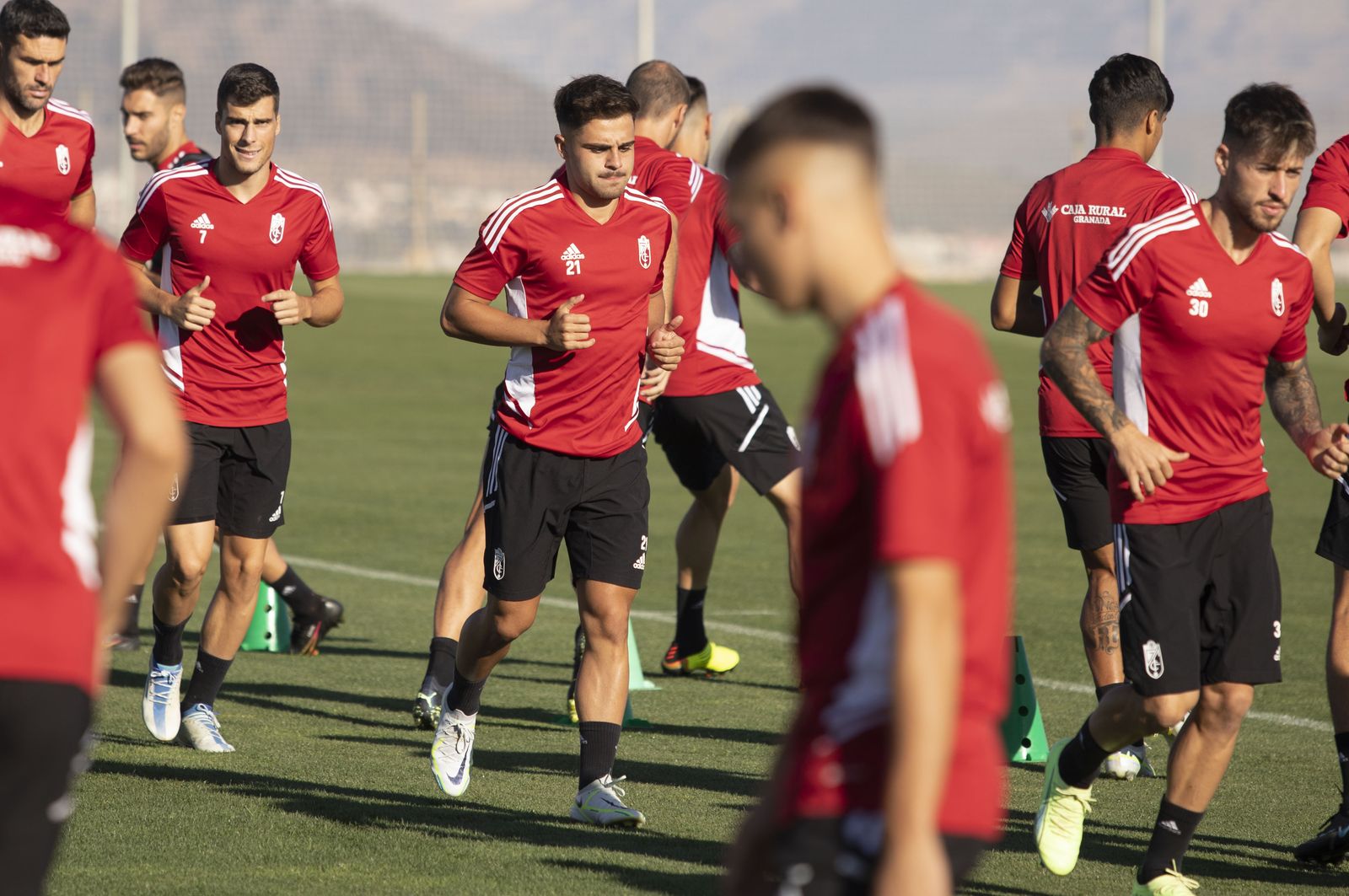 Óscar Melendo, en un entrenamiento del Granada CF.