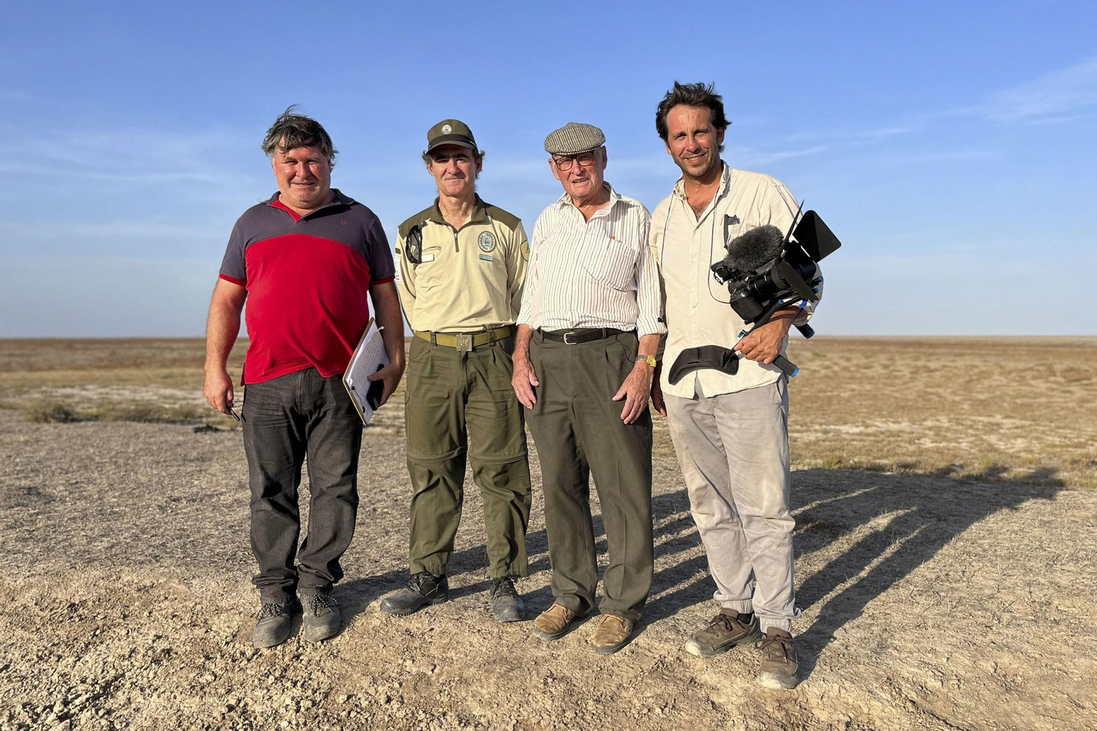 El cineasta Manu Trillo estrena su documental sobre los últimos vaqueros de Doñana