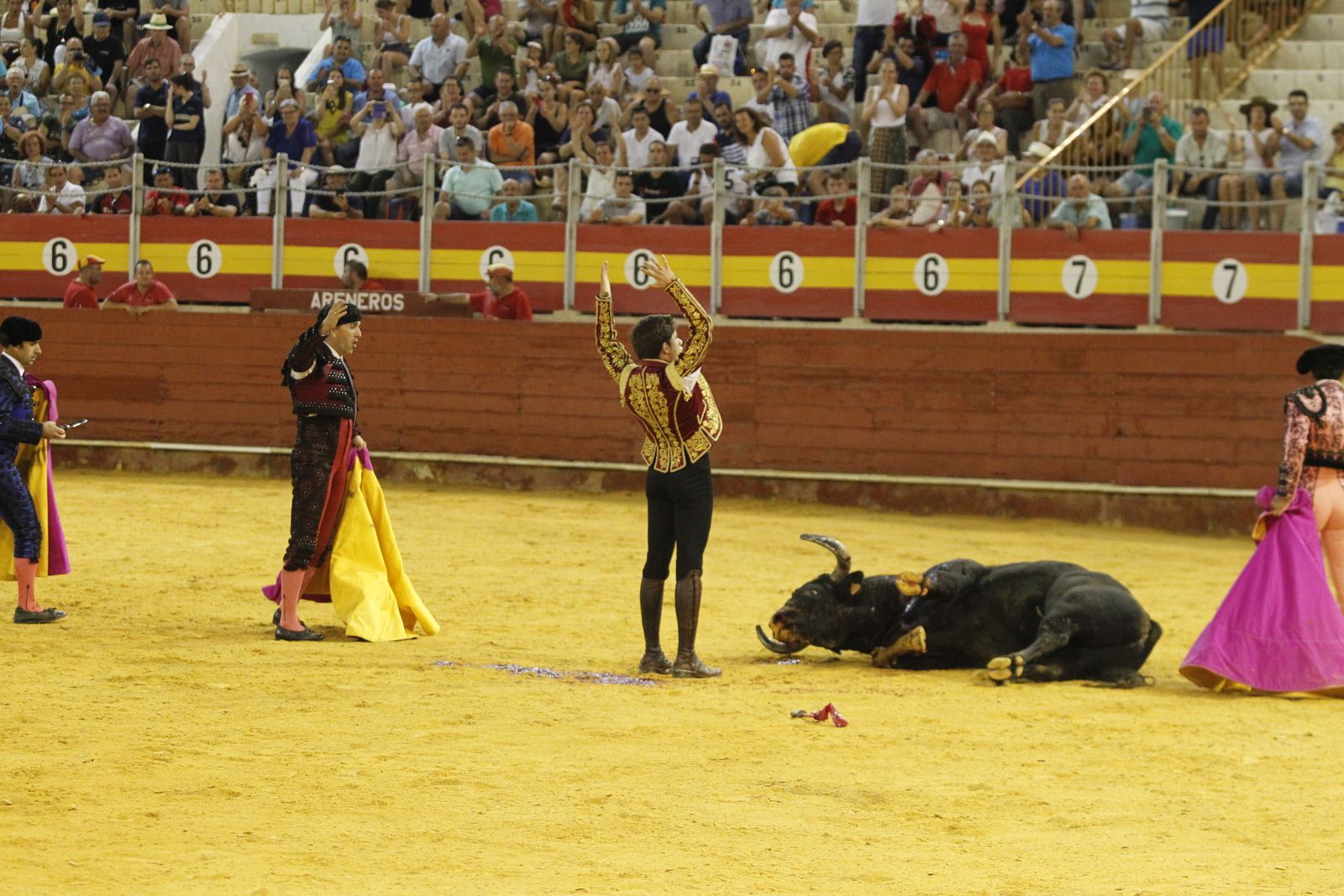 Fotogalería corrida de rejones. Feria de Almería 2019