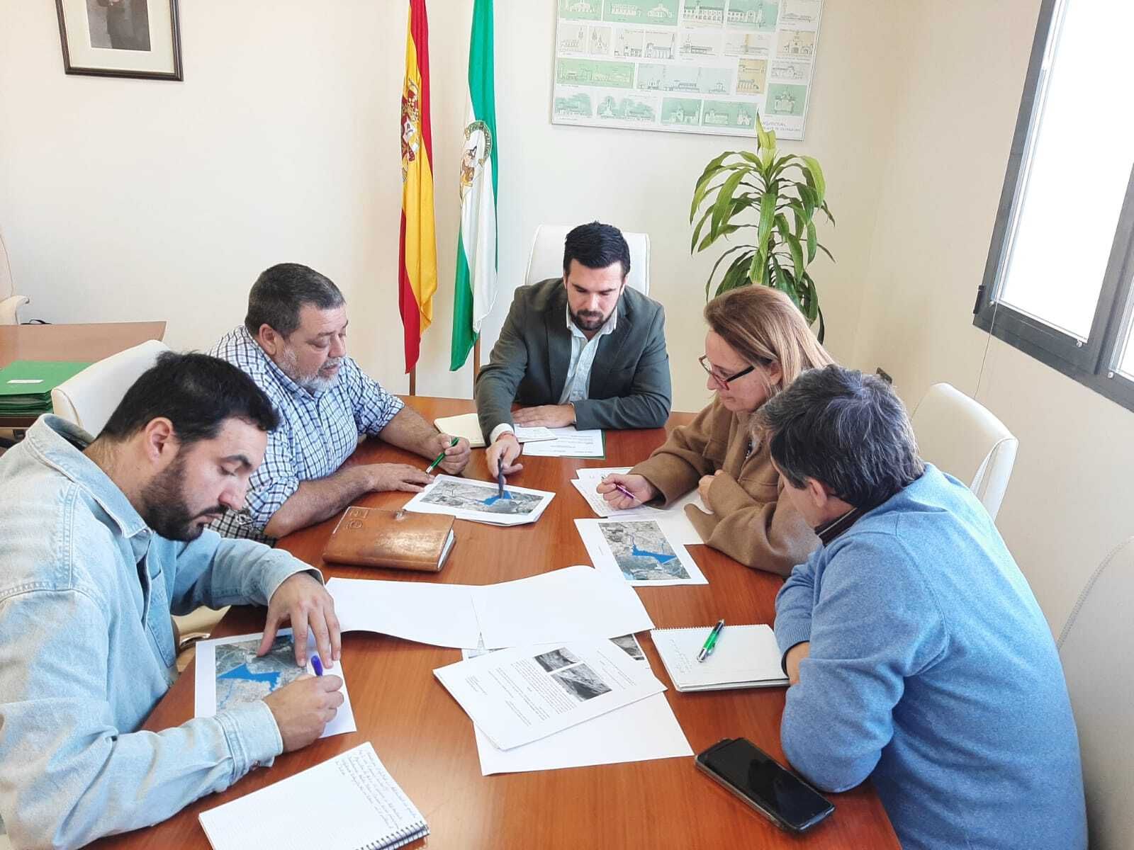 Encuentro de la alcaldesa de Puerto Real con el delegado de Agricultura