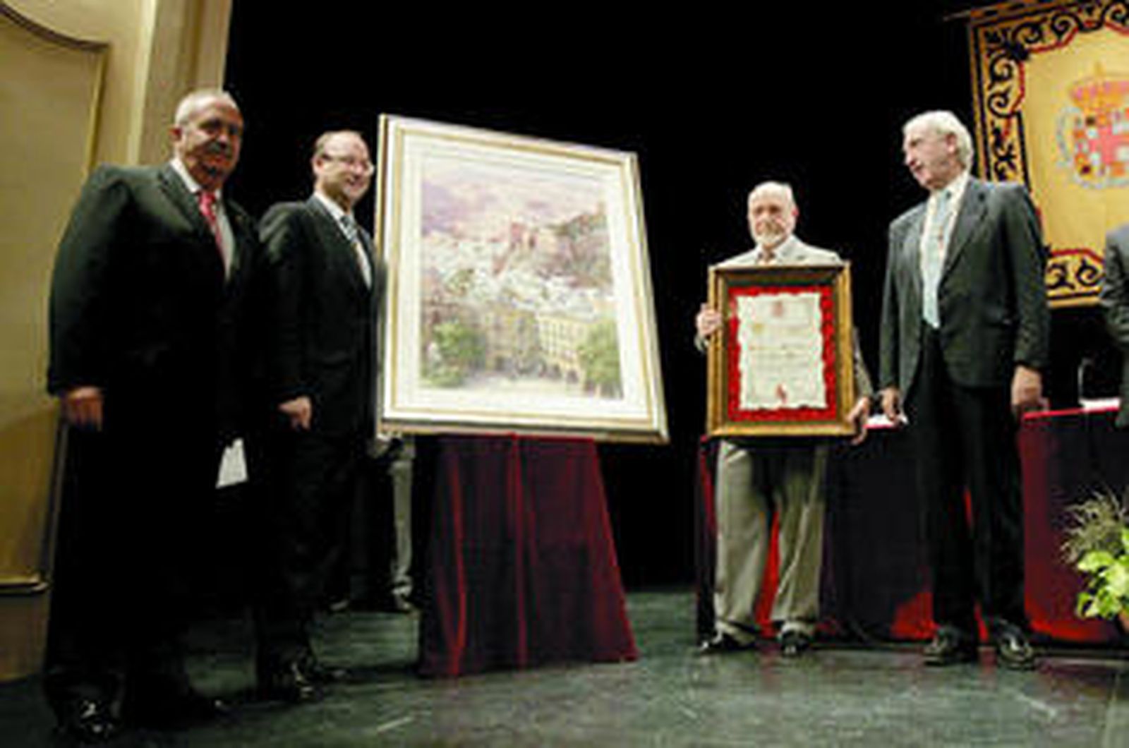 Luis Rogelio con José Antonio Amate junto a Julio Visconti y Juan Megino en el Teatro Apolo.