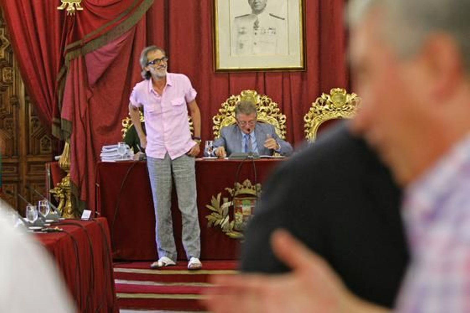 IU vota en contra de las cuentas generales de 2009 en el pleno de Diputación. 

Foto: Julio Gonzalez