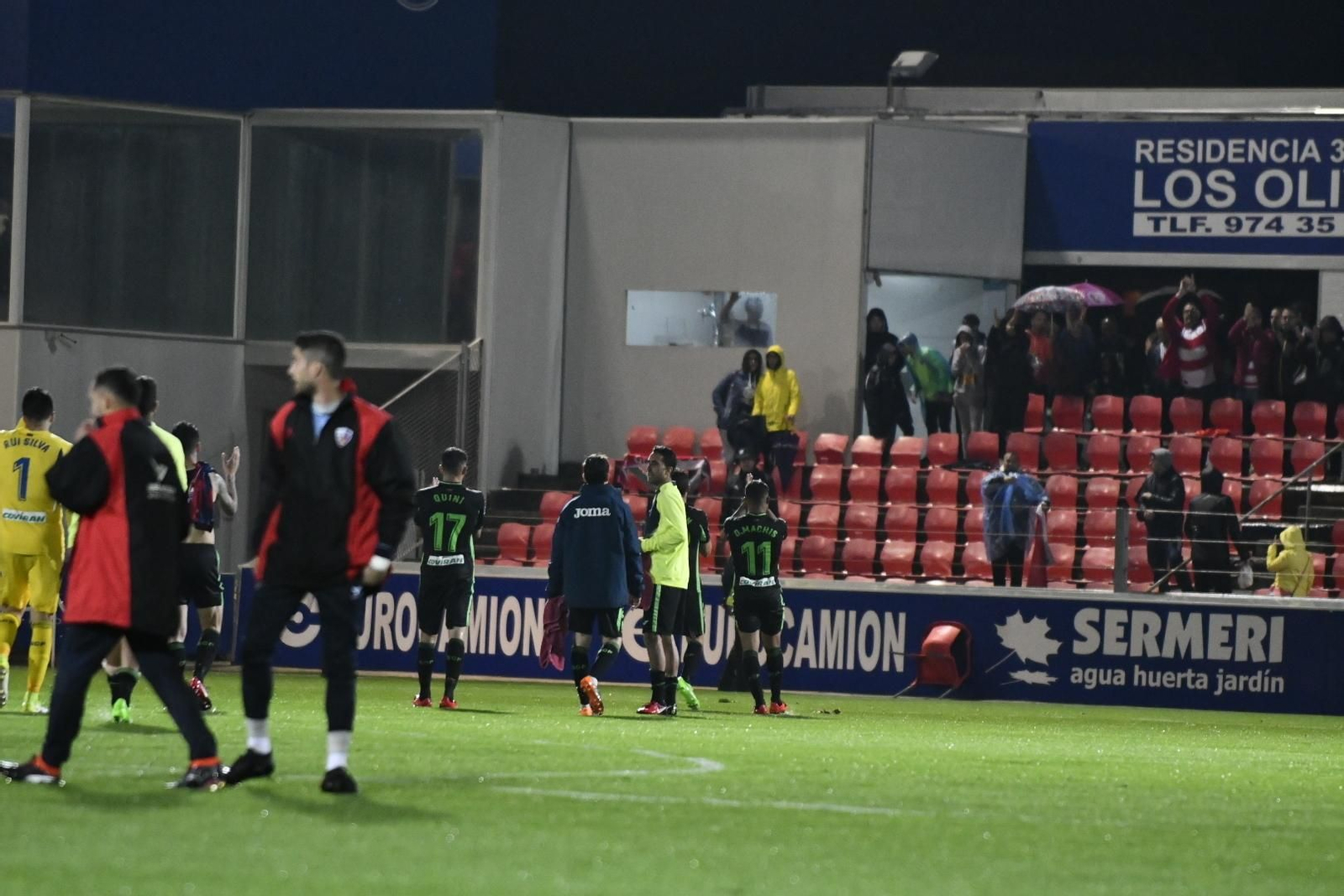 El Huesca-Granada CF, en imágenes