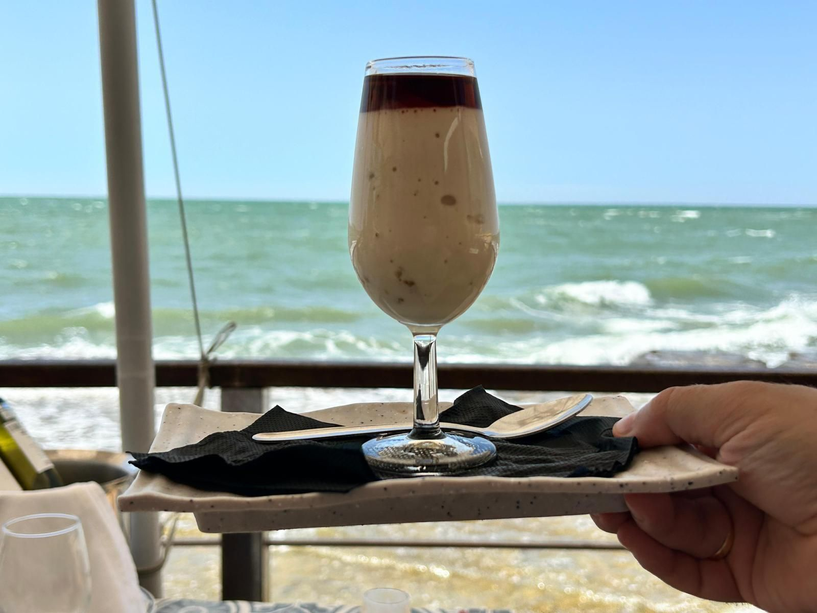 Helado de moscatel con uvas pasas