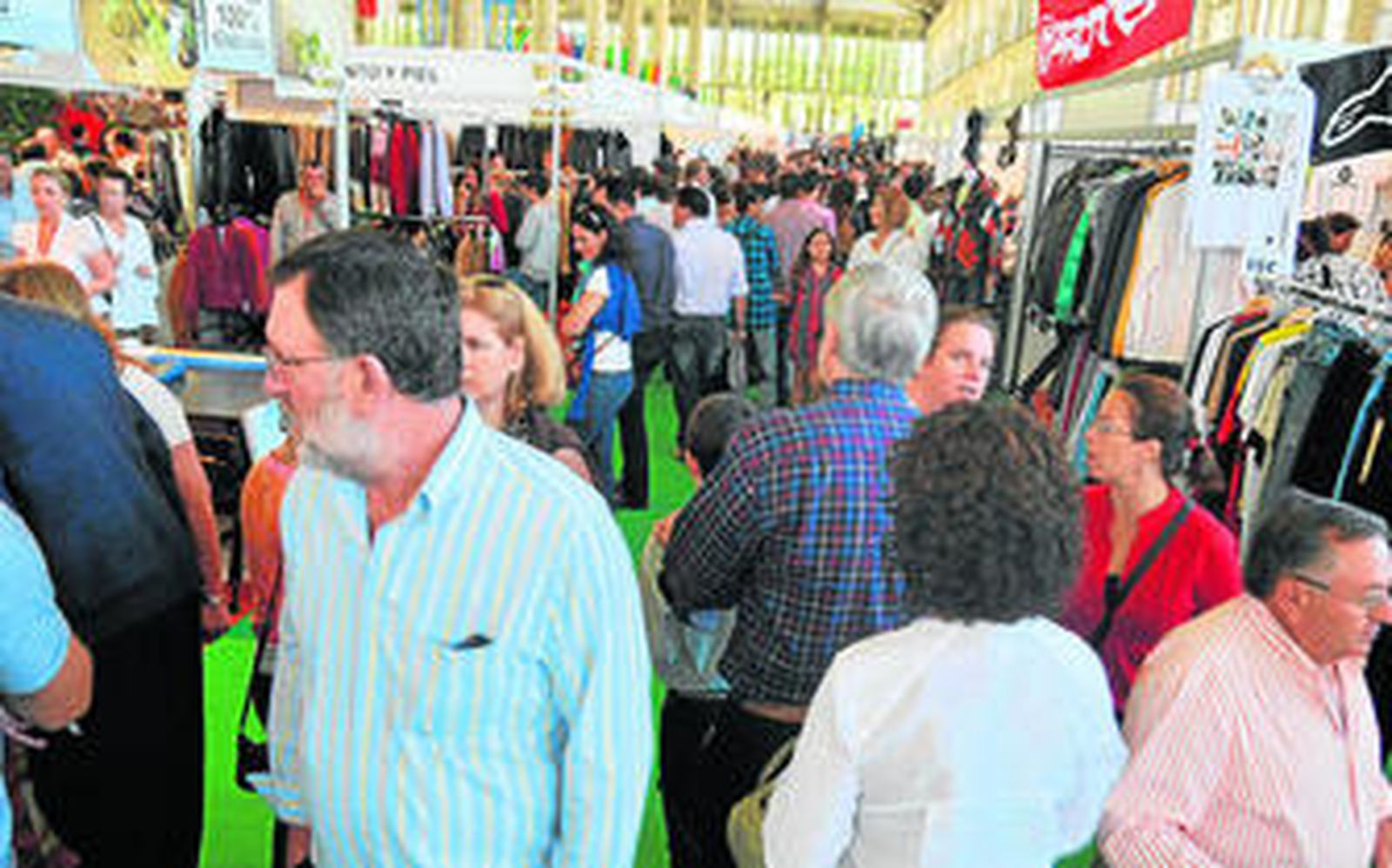 Los pasillo de Ifeca, repletos ayer de público.