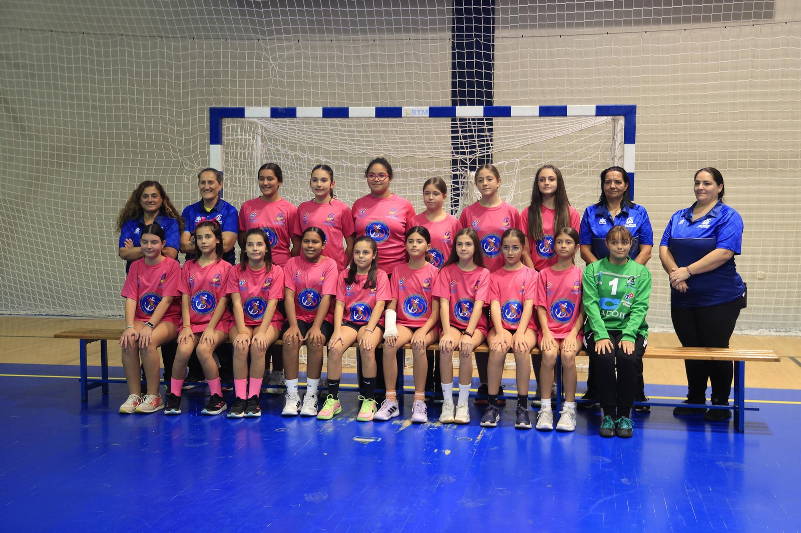 Las fotos de familia del Club Balonmano Ciudad de Algeciras 2025-26