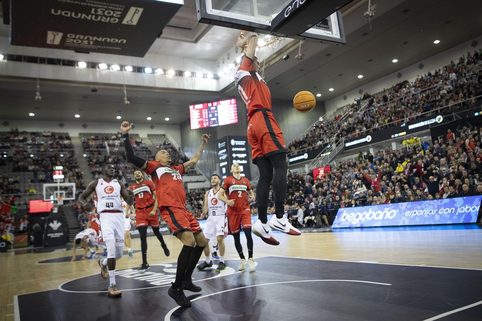 Las mejores imágenes del Covirán Granada-Casademunt Zaragoza