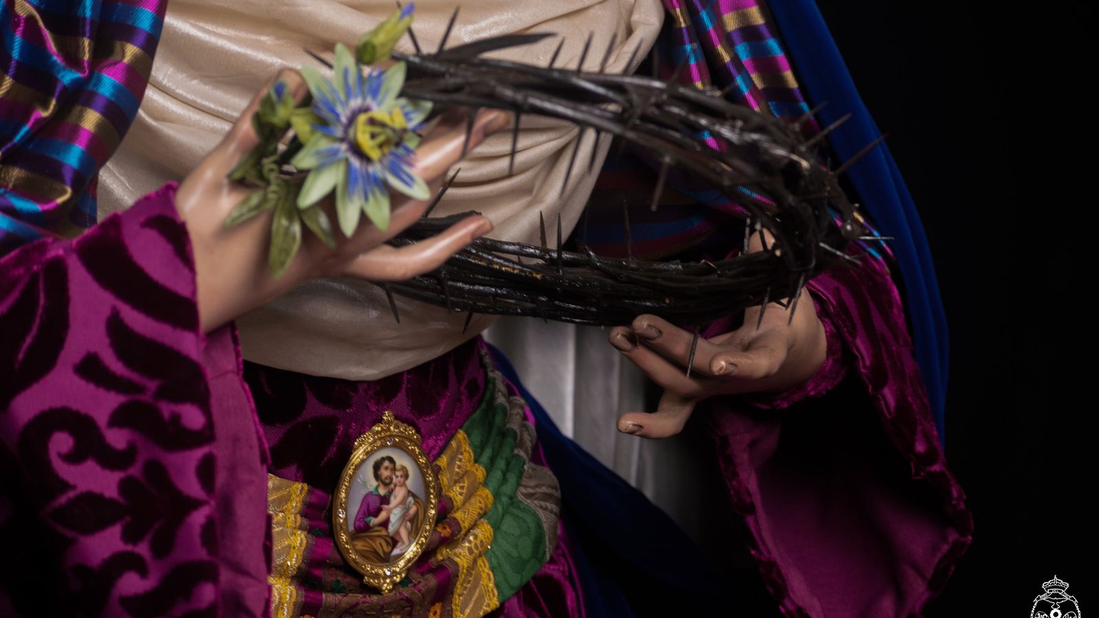 Detalle de la corona de espinas